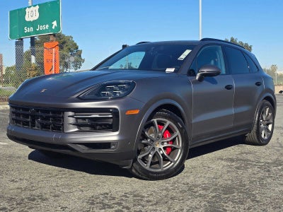 2024 Porsche Cayenne AWD