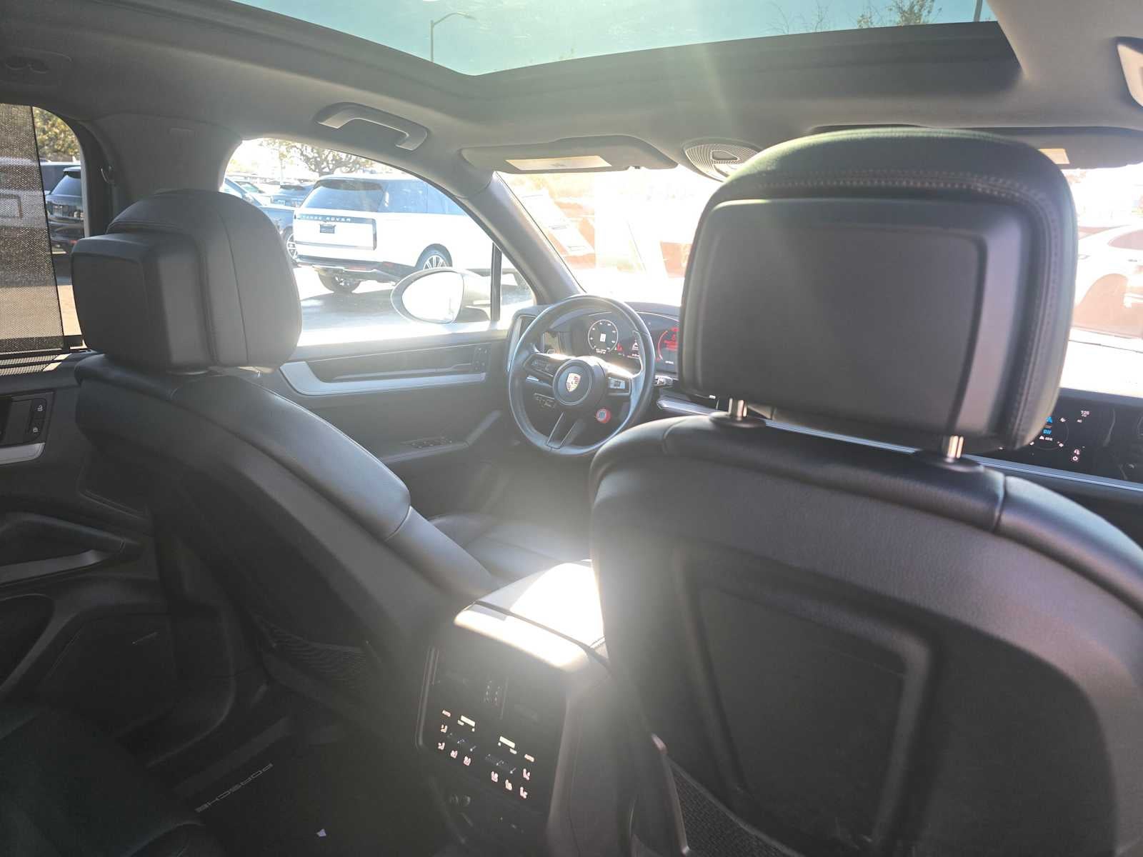 2024 Porsche Cayenne AWD