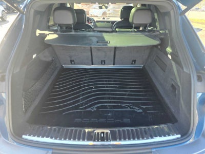 2024 Porsche Cayenne AWD