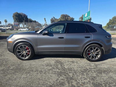 2024 Porsche Cayenne AWD