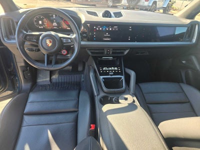 2024 Porsche Cayenne AWD