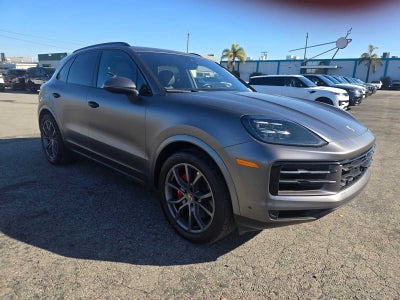 2024 Porsche Cayenne AWD