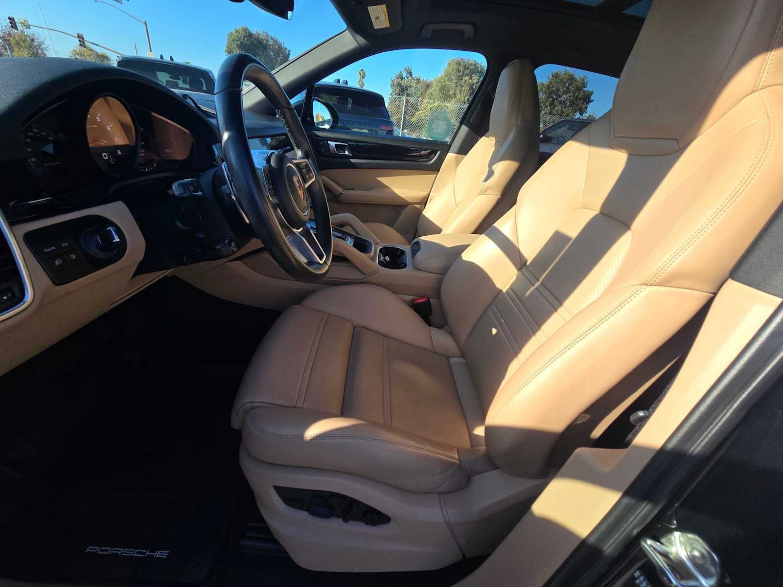 2023 Porsche Cayenne Platinum Edition