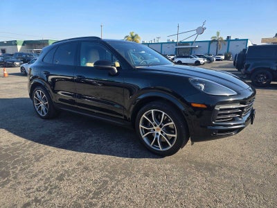 2023 Porsche Cayenne Platinum Edition