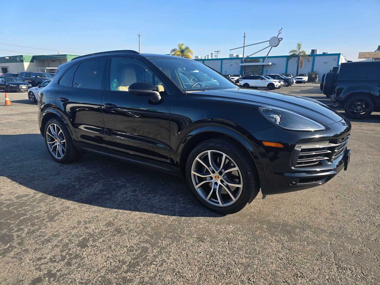 2023 Porsche Cayenne Platinum Edition