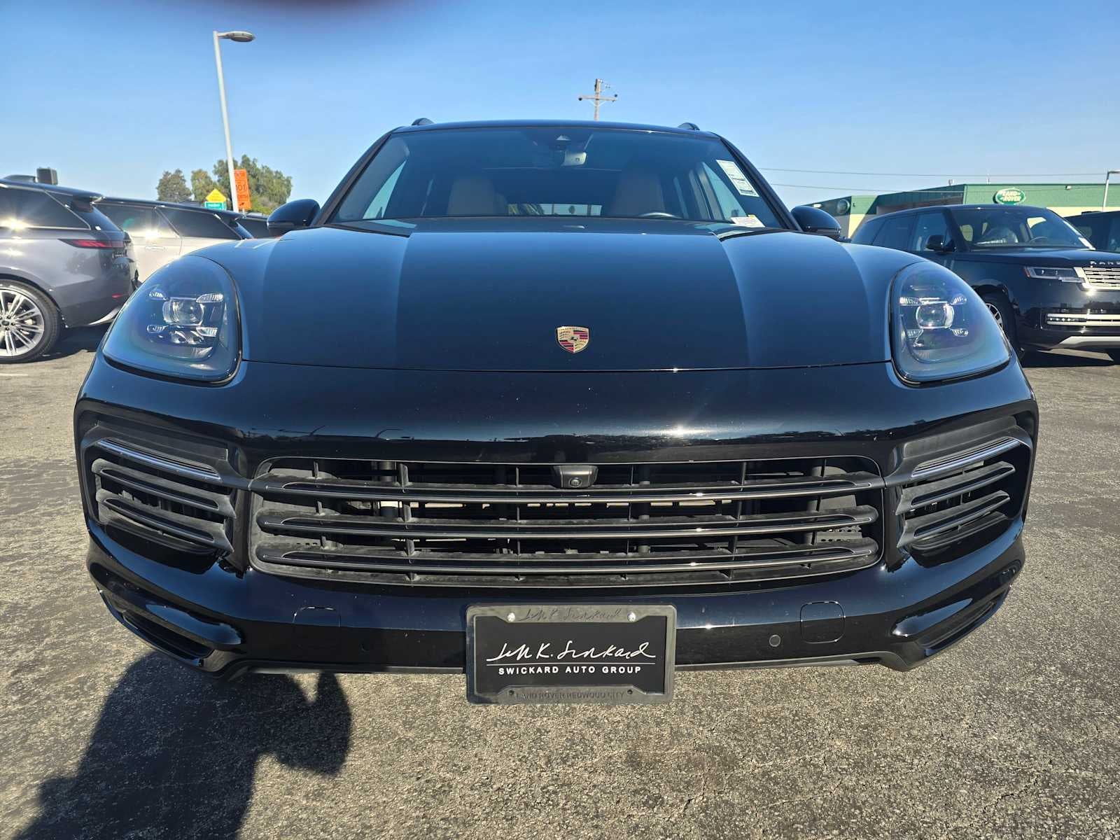 2023 Porsche Cayenne Platinum Edition