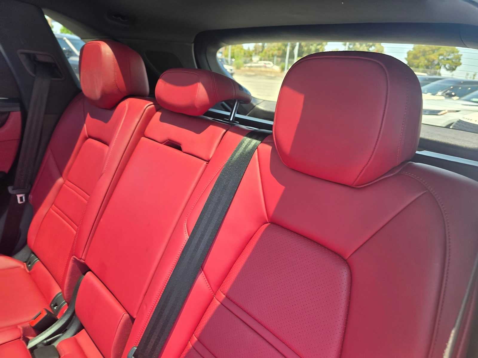 2022 Porsche Cayenne AWD