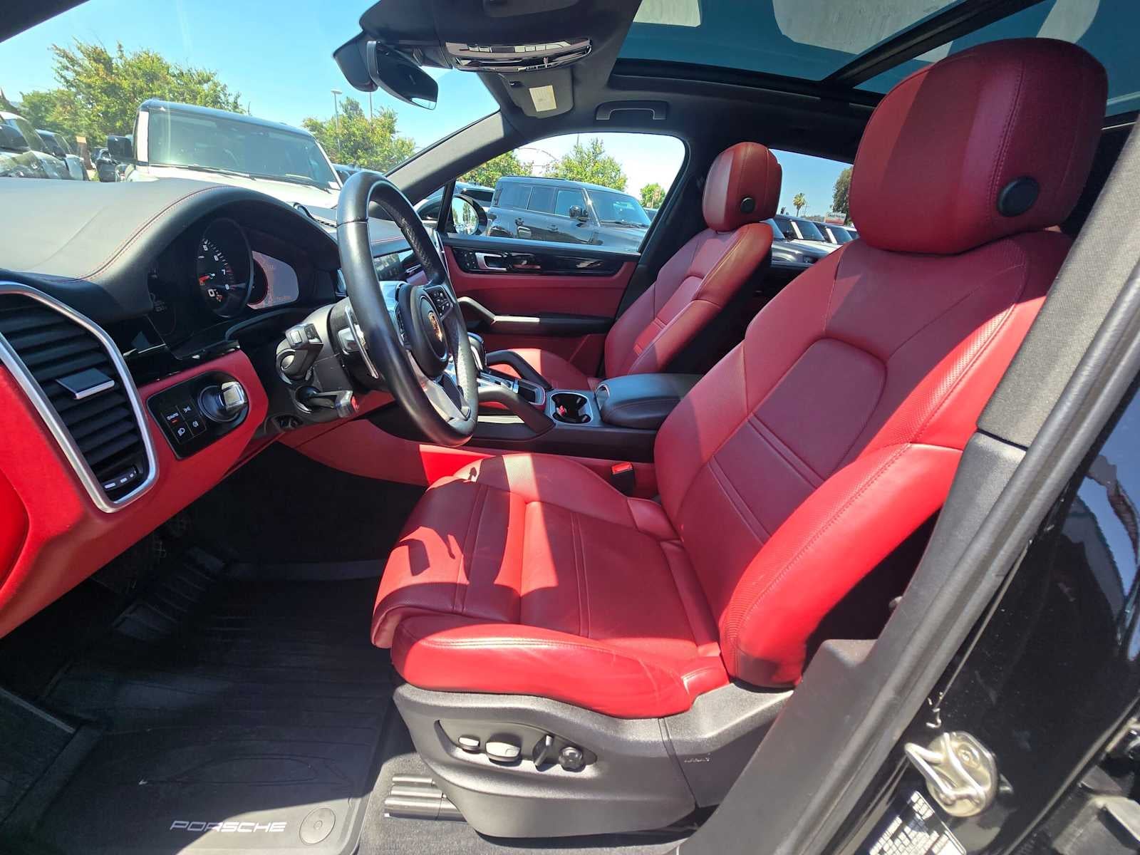 2022 Porsche Cayenne AWD