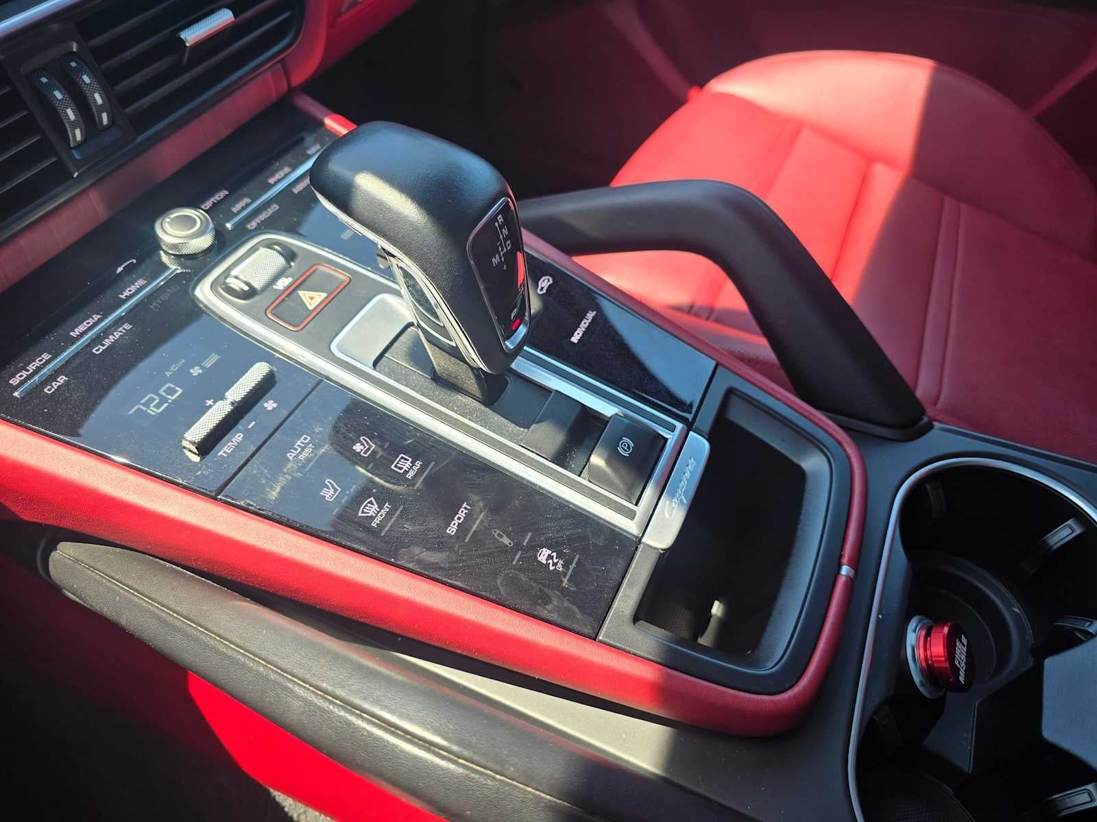 2022 Porsche Cayenne AWD