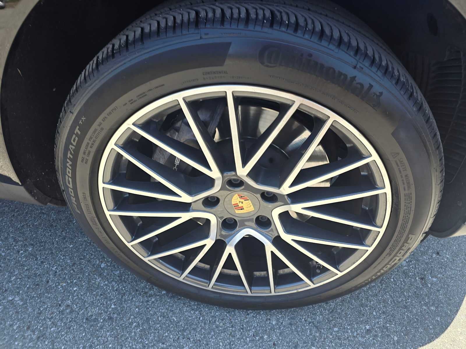 2022 Porsche Cayenne AWD