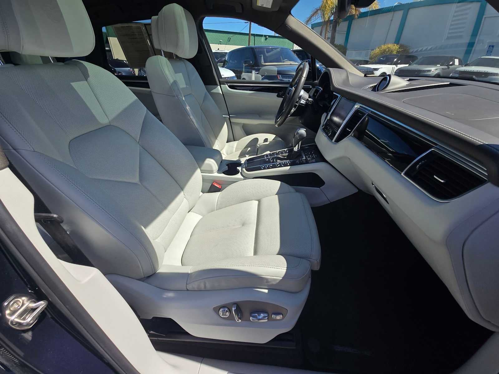 2018 Porsche Macan S