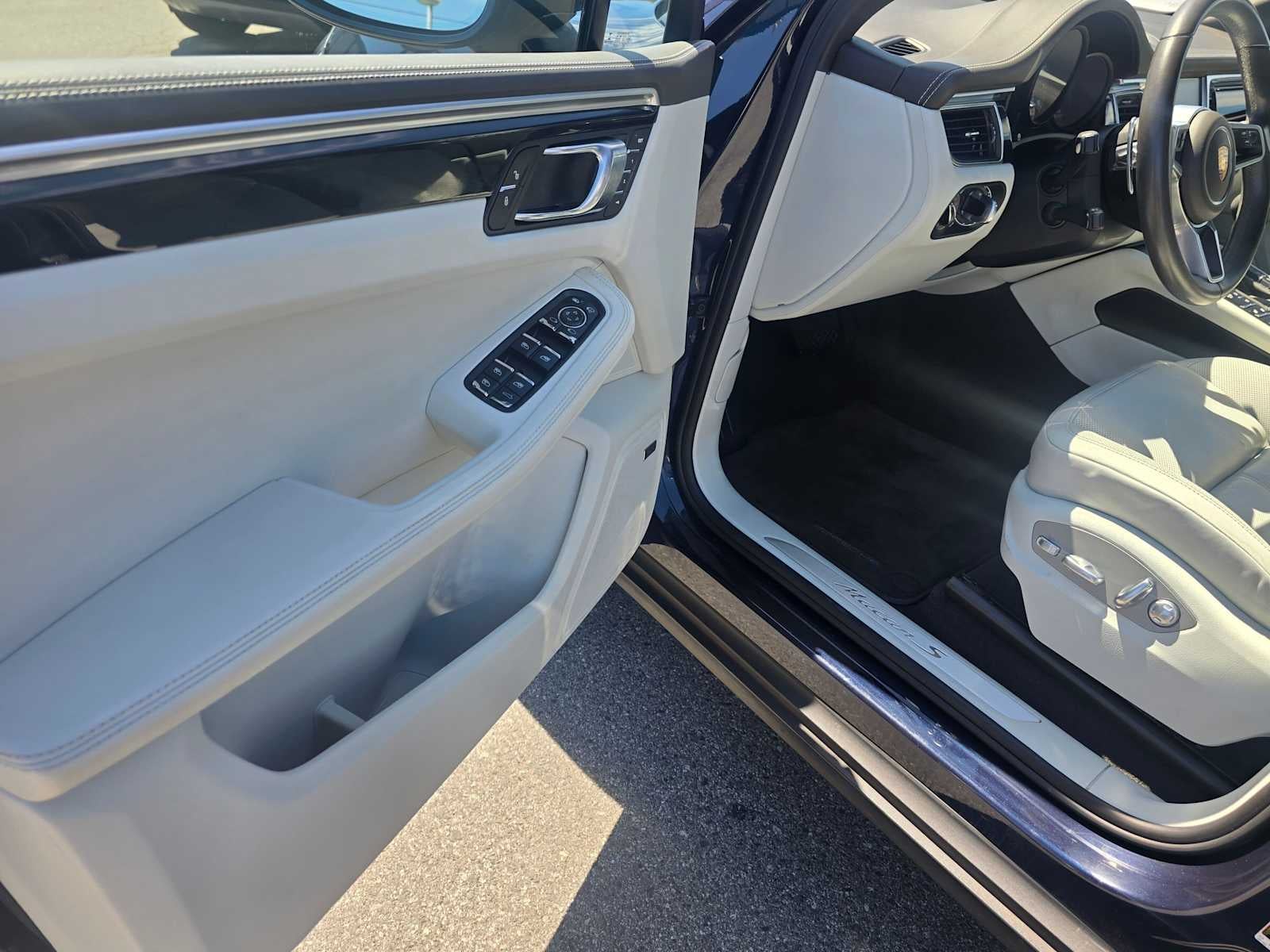 2018 Porsche Macan S