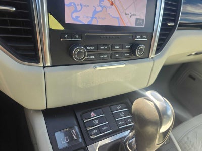 2018 Porsche Macan S