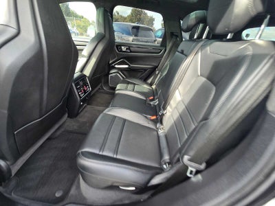 2021 Porsche Cayenne Turbo S E-Hybrid