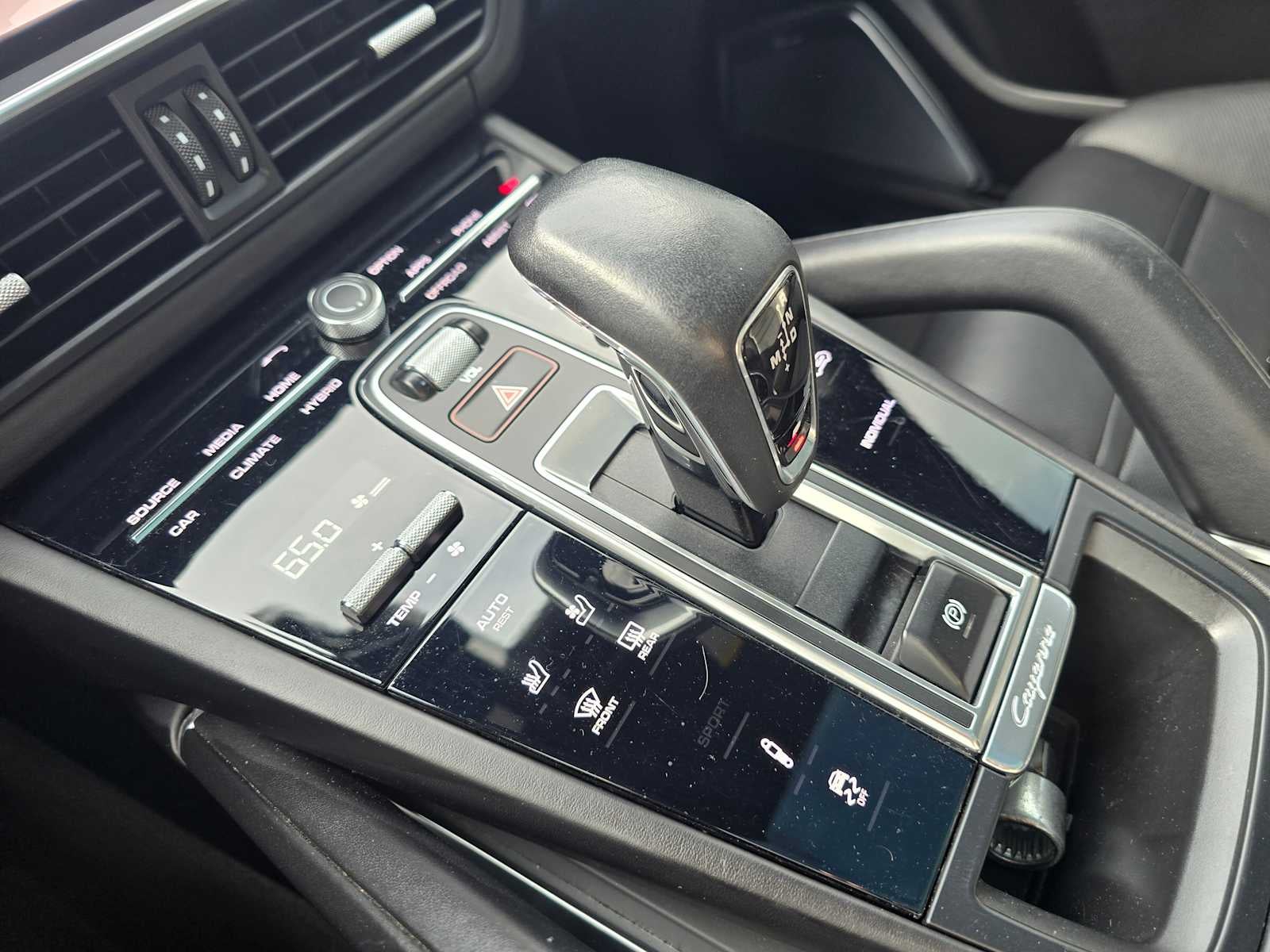 2021 Porsche Cayenne Turbo S E-Hybrid