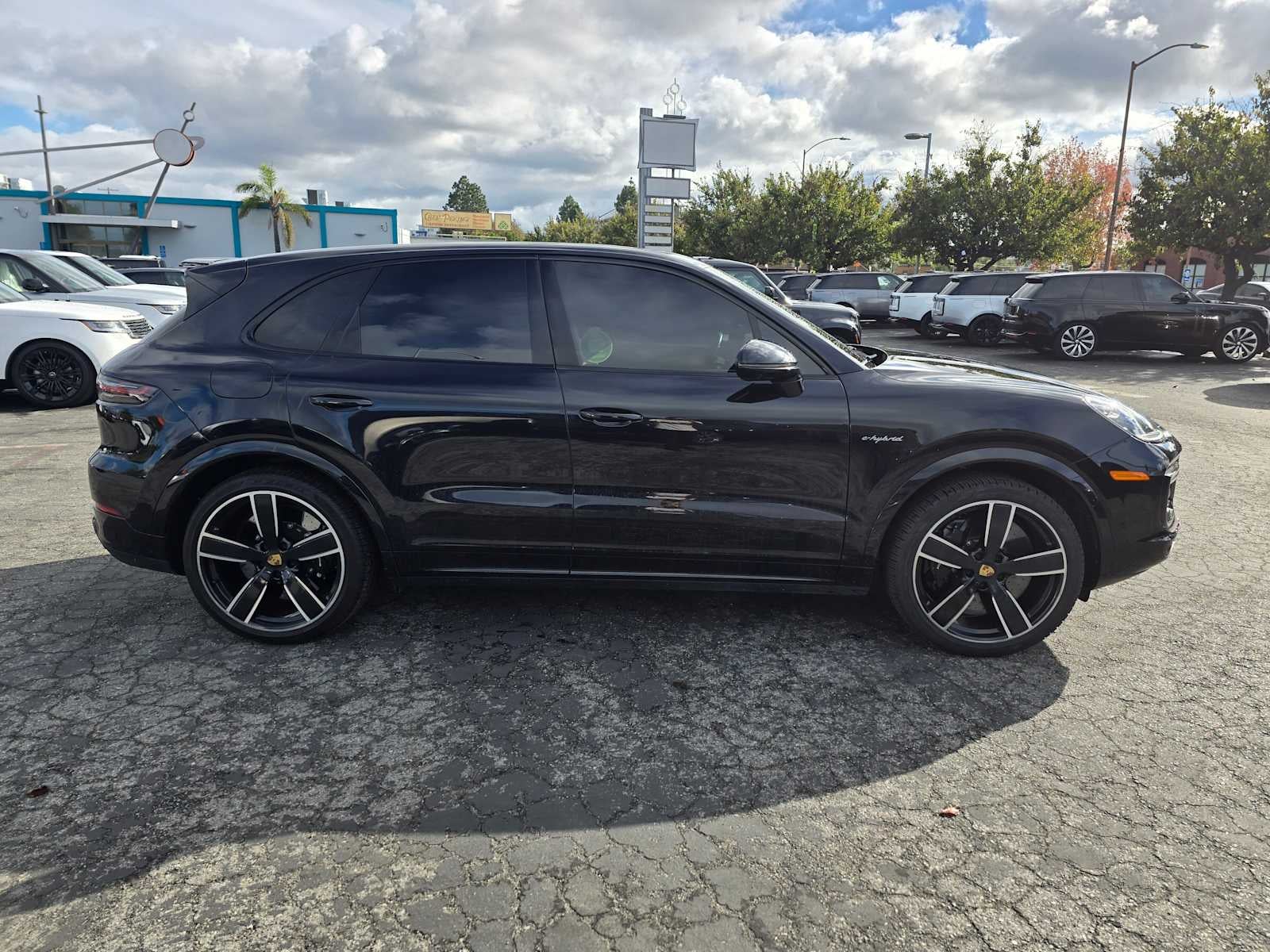 2021 Porsche Cayenne Turbo S E-Hybrid