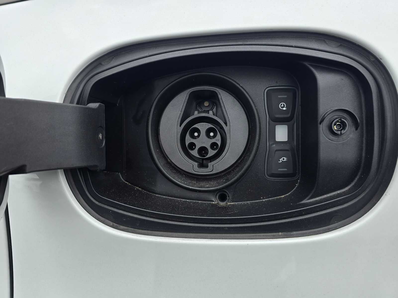 2025 Porsche Cayenne Turbo E-Hybrid