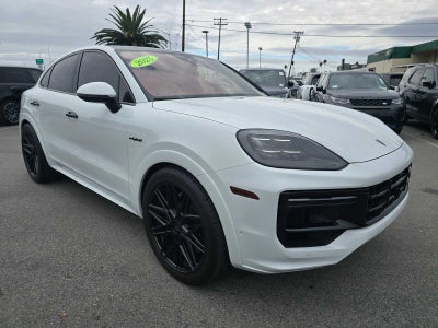 2025 Porsche Cayenne Turbo E-Hybrid