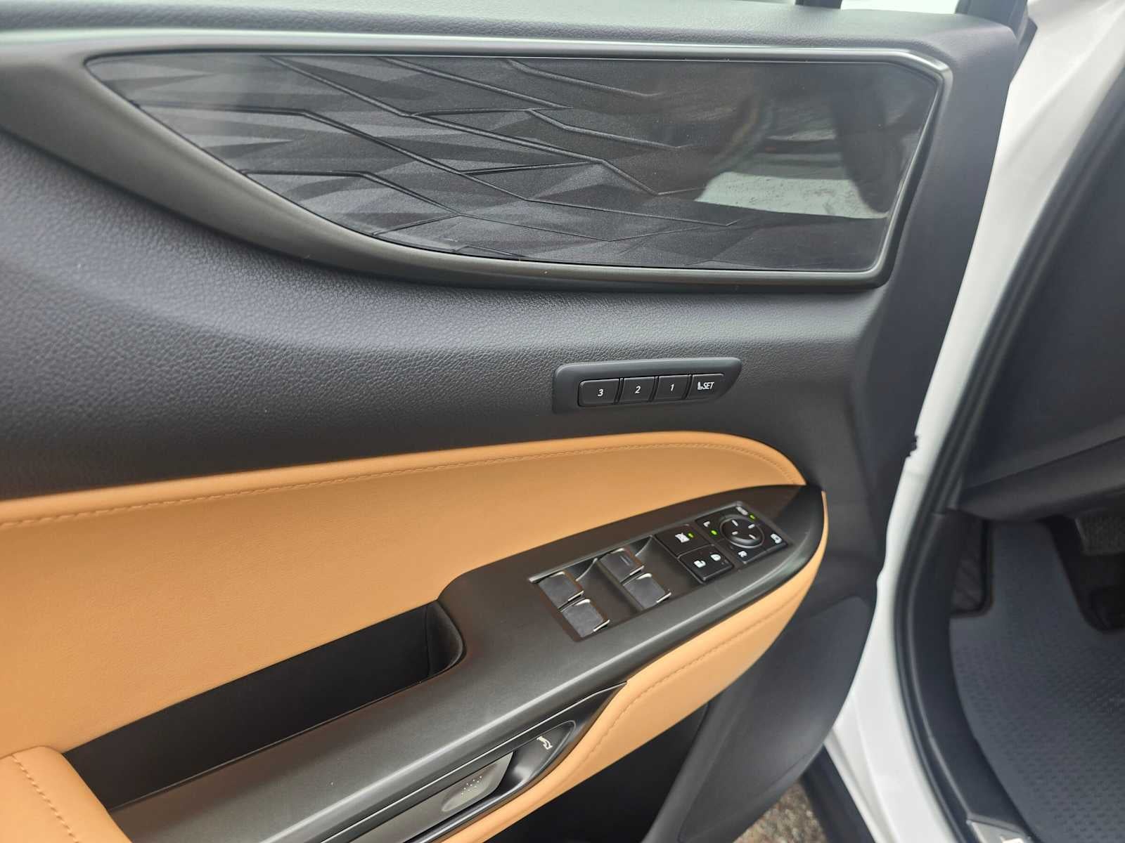 2026 Lexus NX 350 PREMIUM