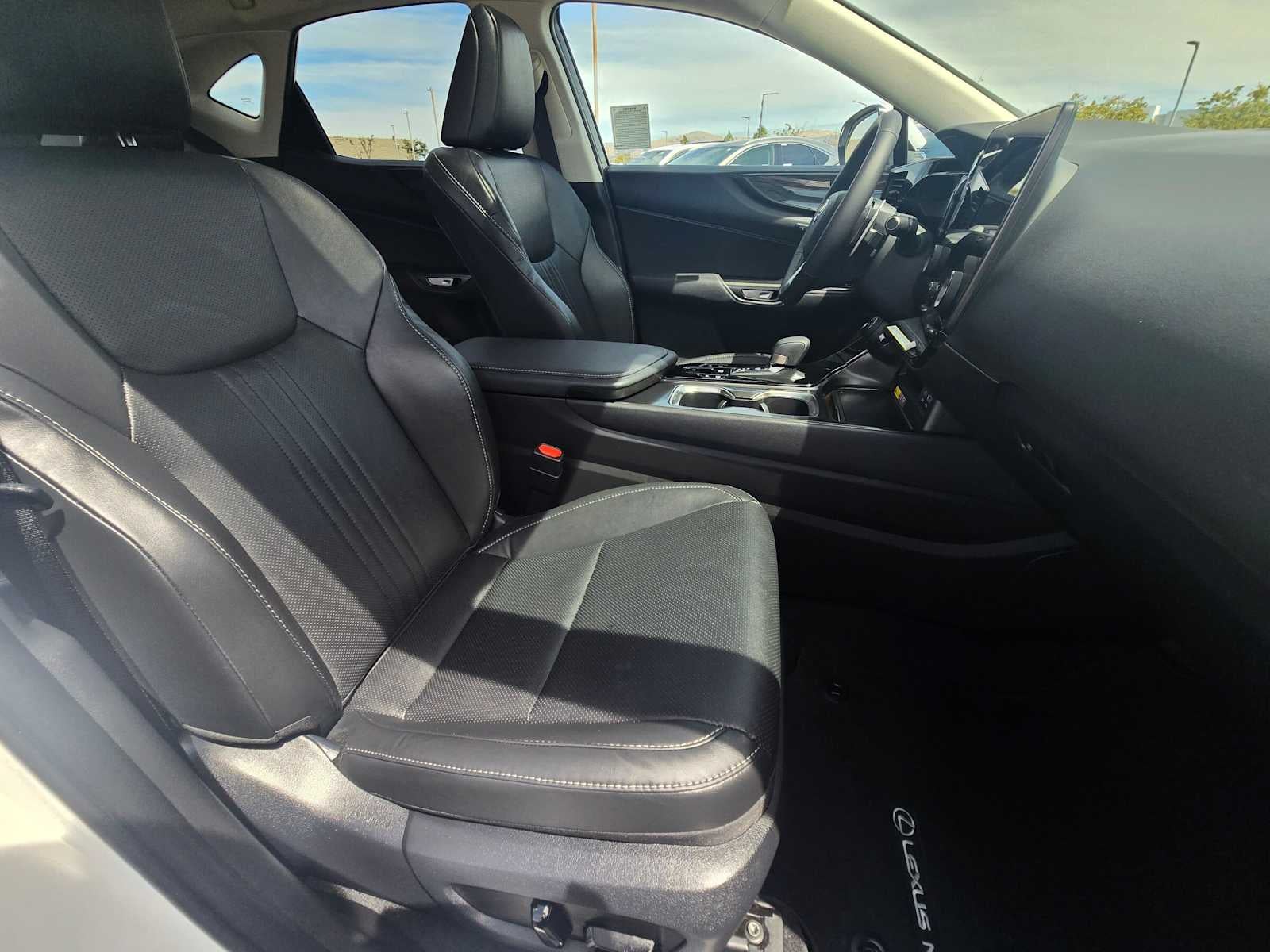 2026 Lexus NX 350 PREMIUM
