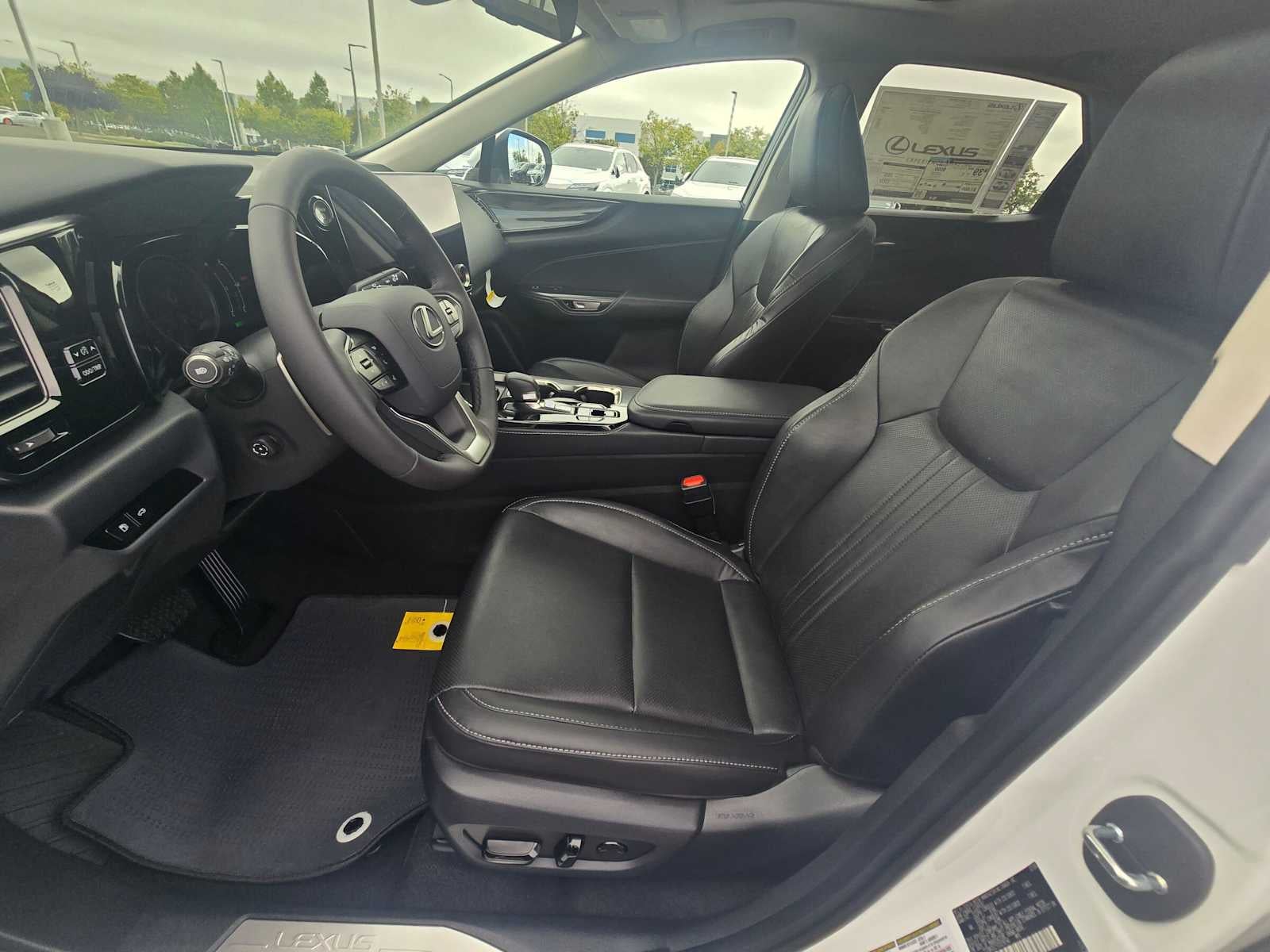 2026 Lexus NX 350h PREMIUM