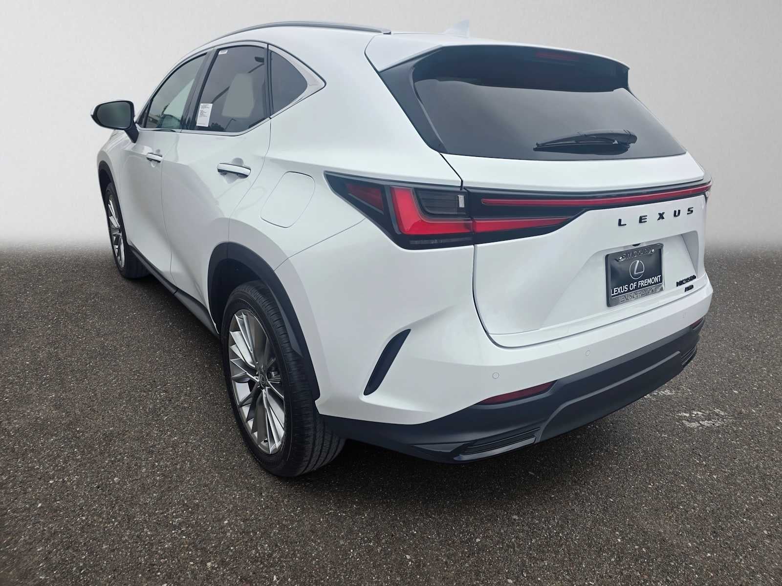 2026 Lexus NX 350h PREMIUM