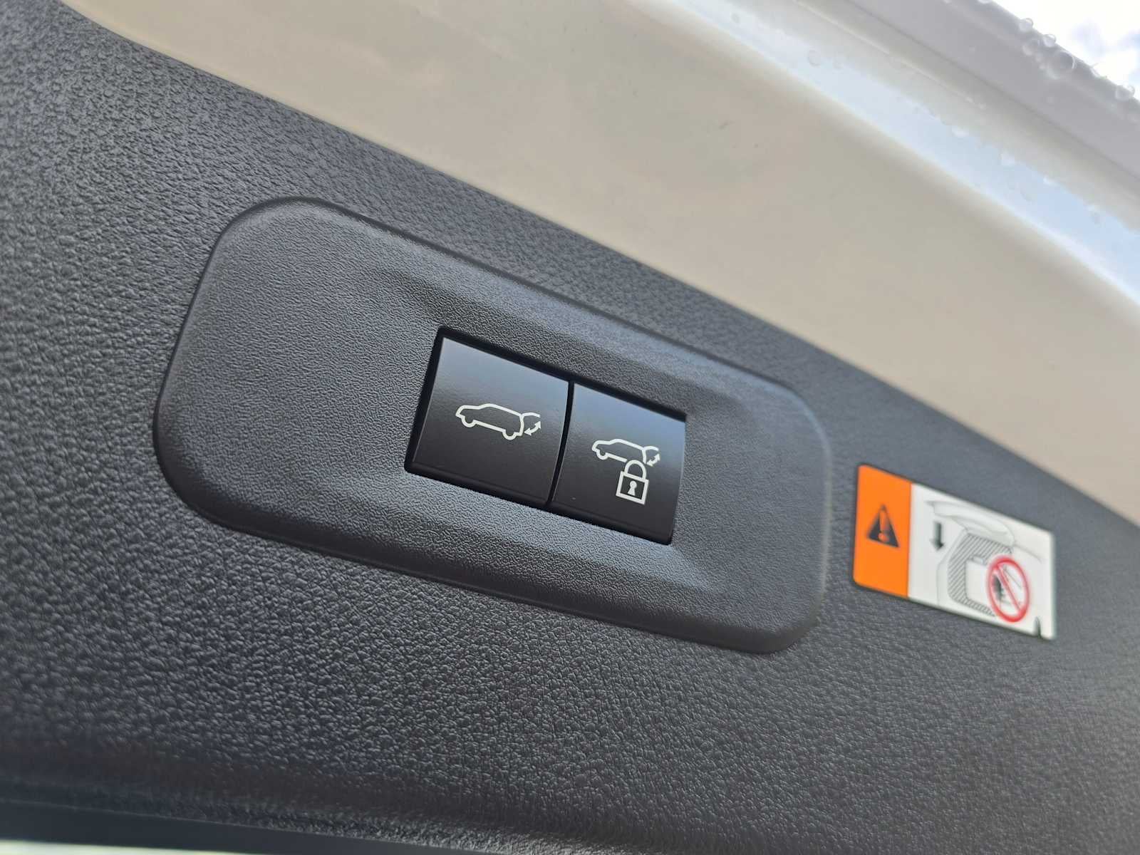 2026 Lexus NX 350h PREMIUM