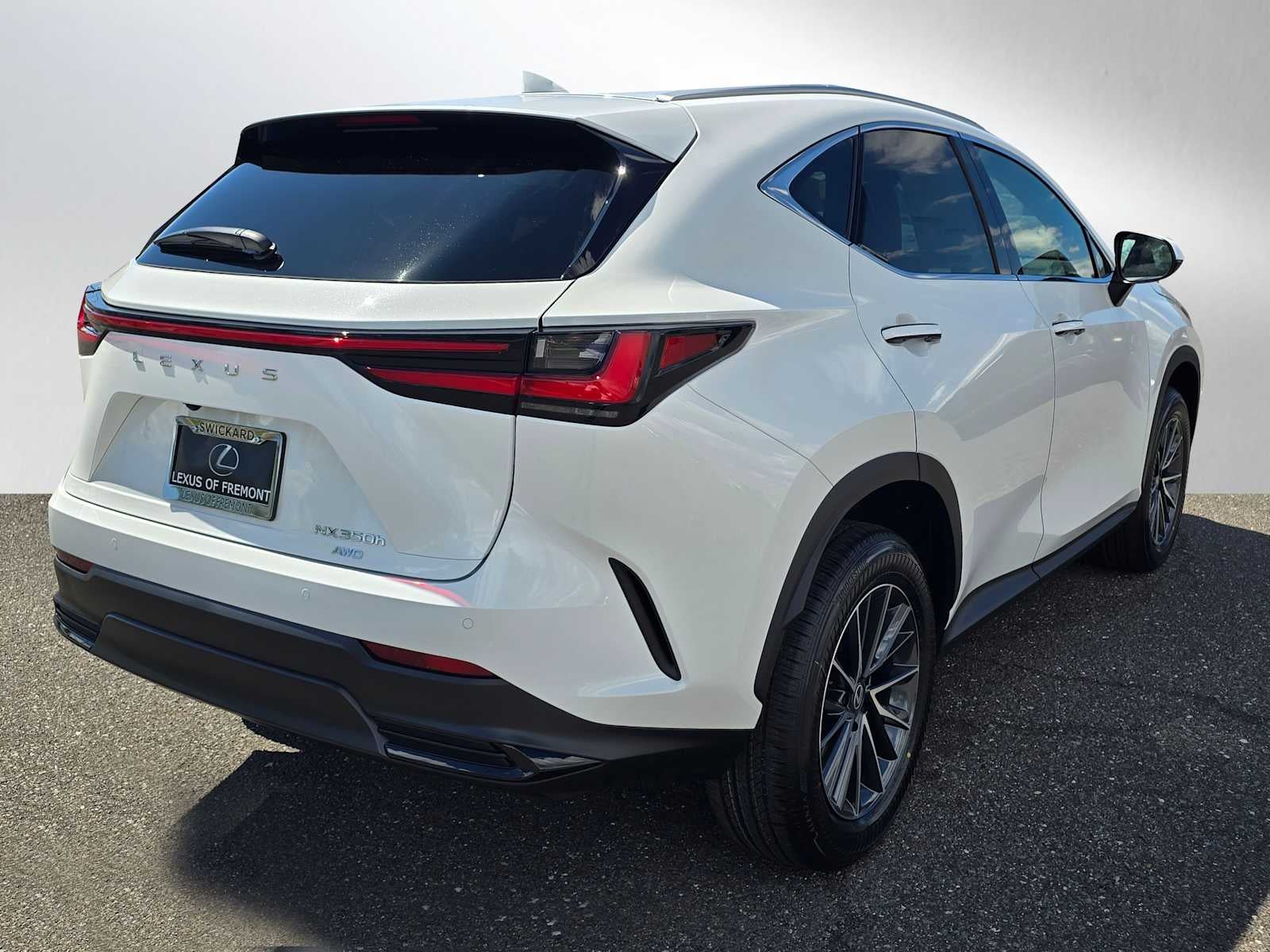 2026 Lexus NX 350h PREMIUM