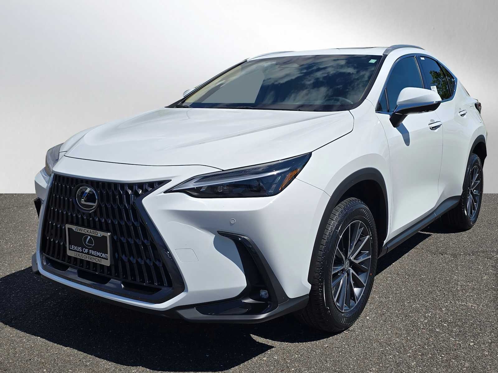2026 Lexus NX 350h PREMIUM