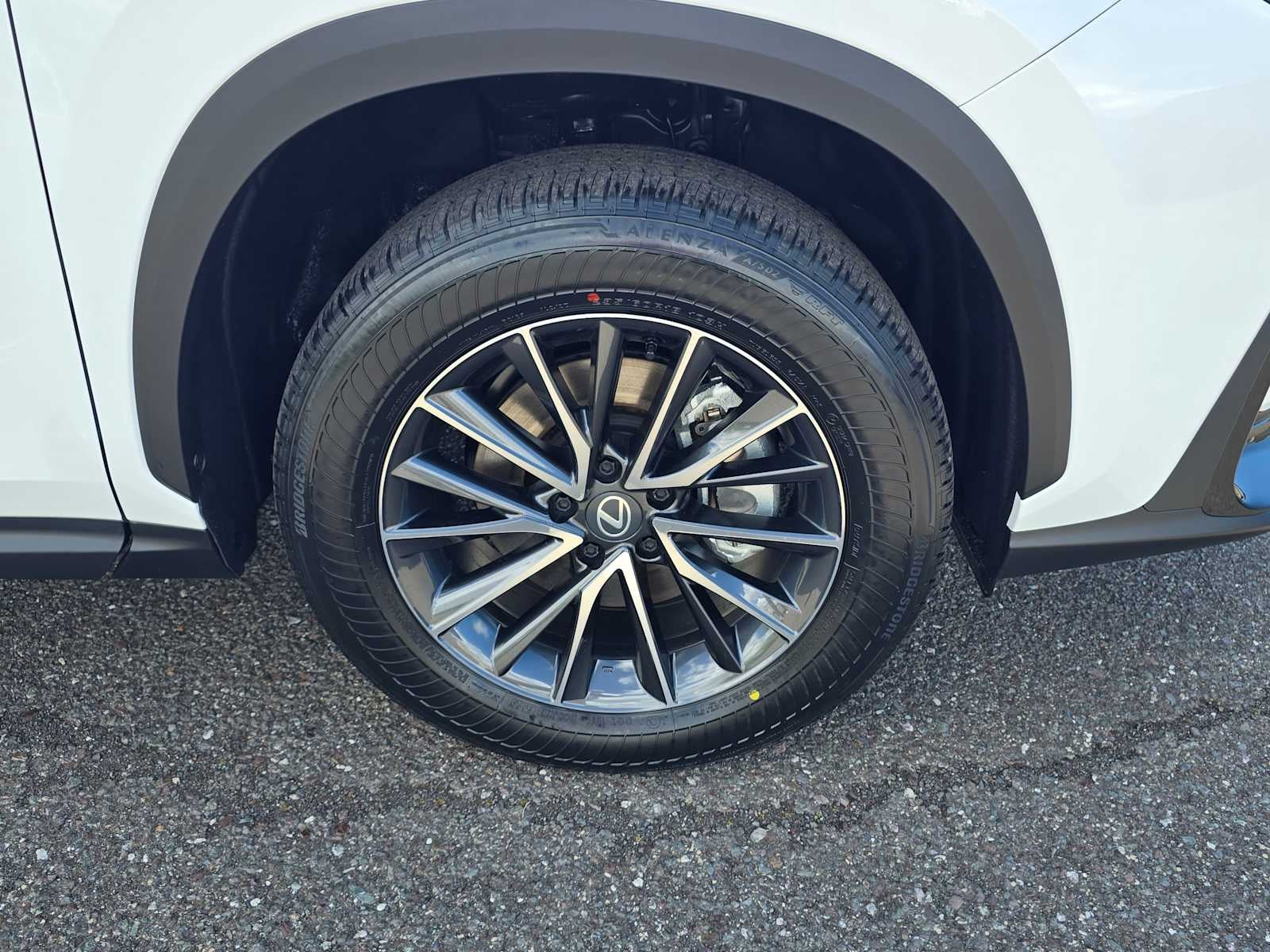 2026 Lexus NX 350h PREMIUM