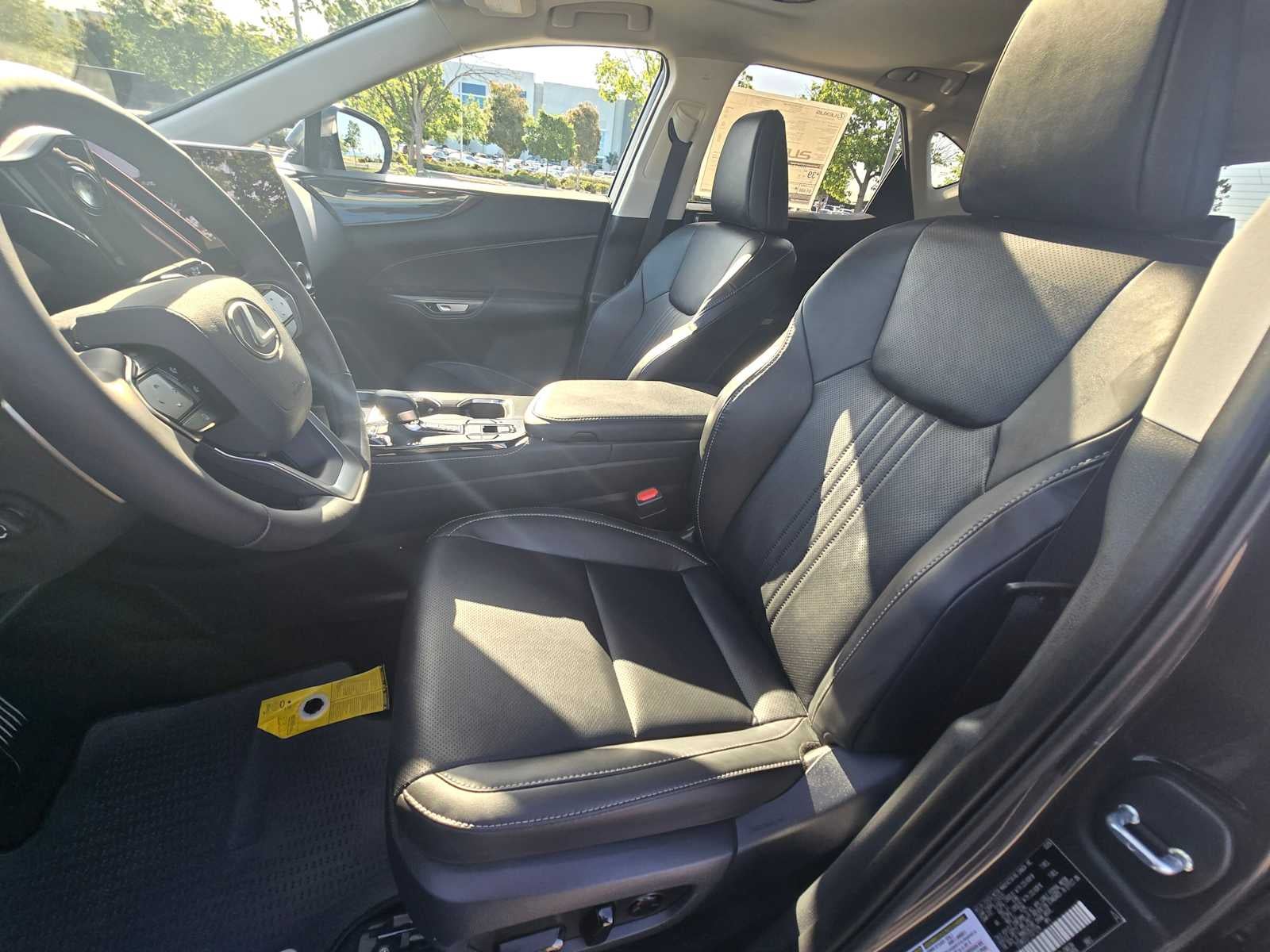 2026 Lexus NX 350h PREMIUM