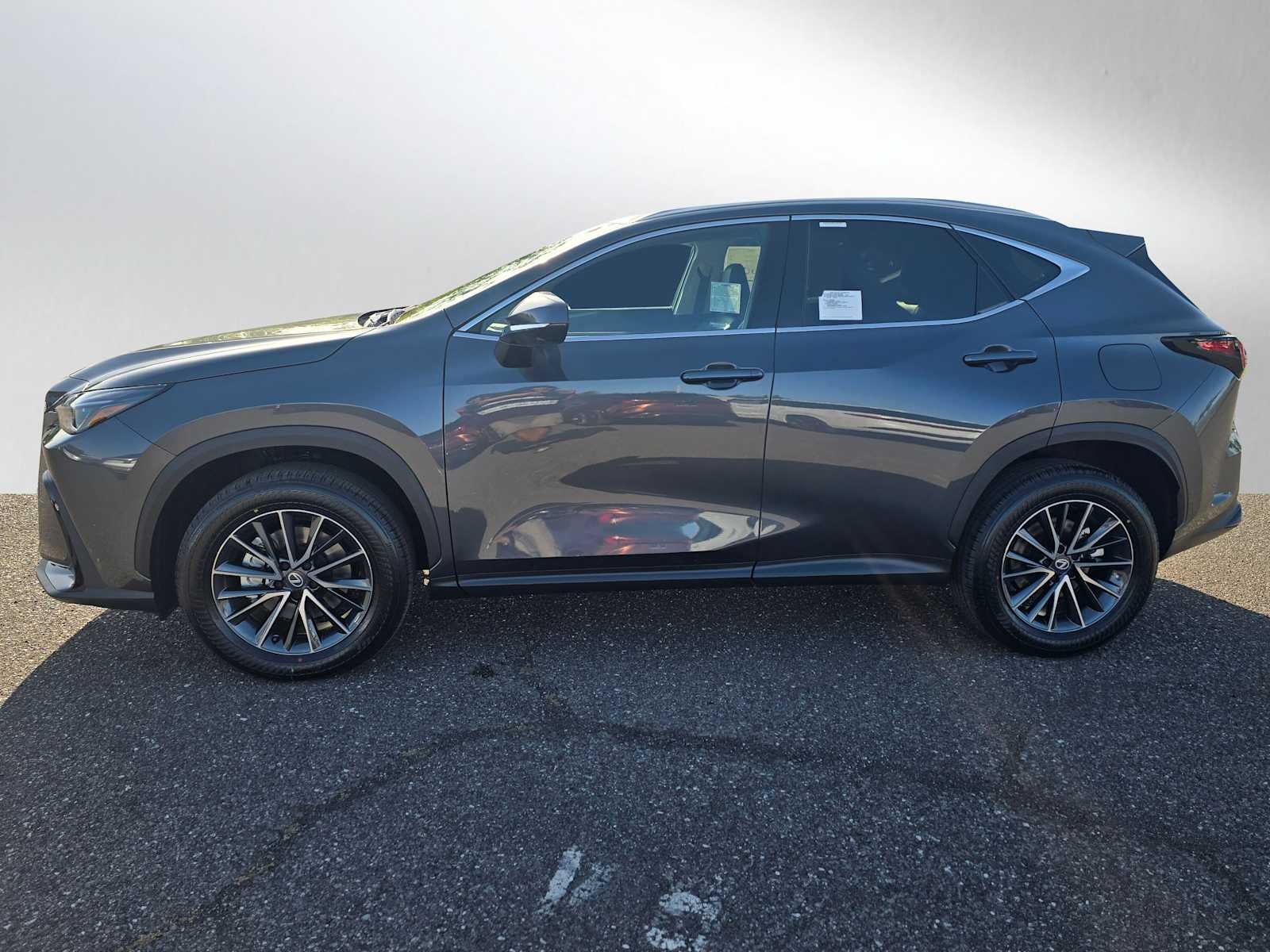 2026 Lexus NX 350h PREMIUM