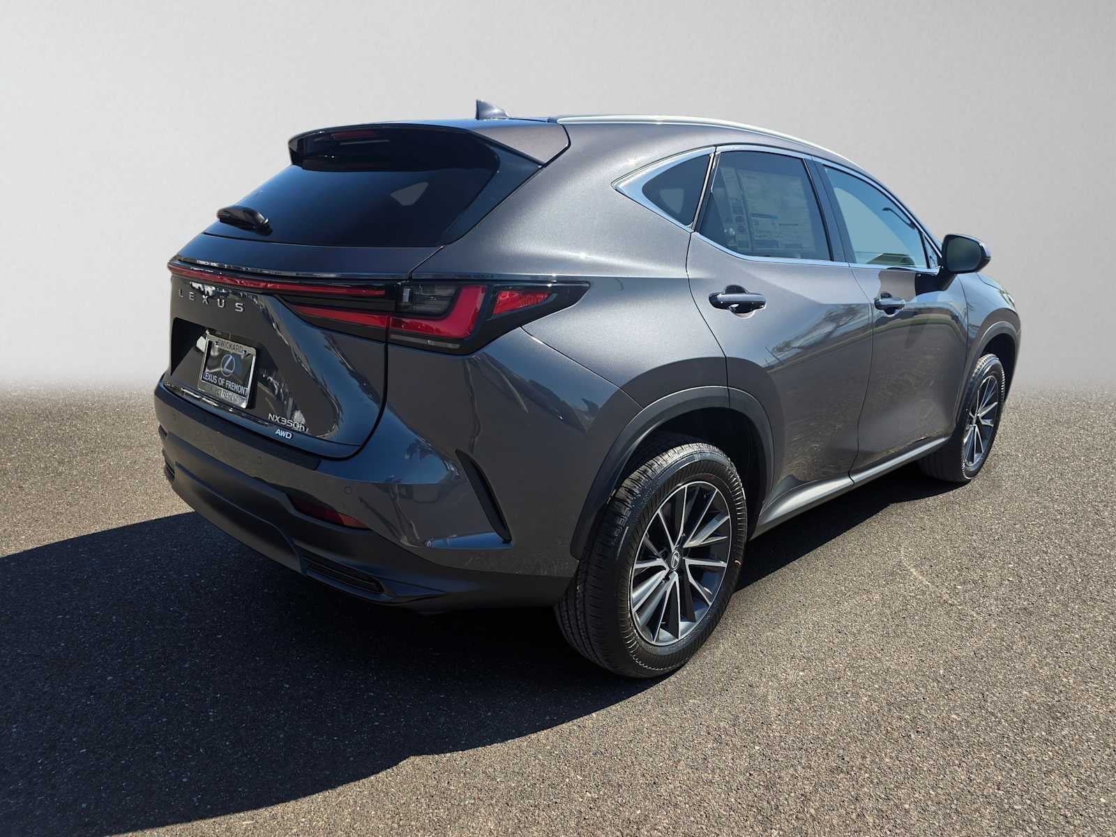 2026 Lexus NX 350h PREMIUM
