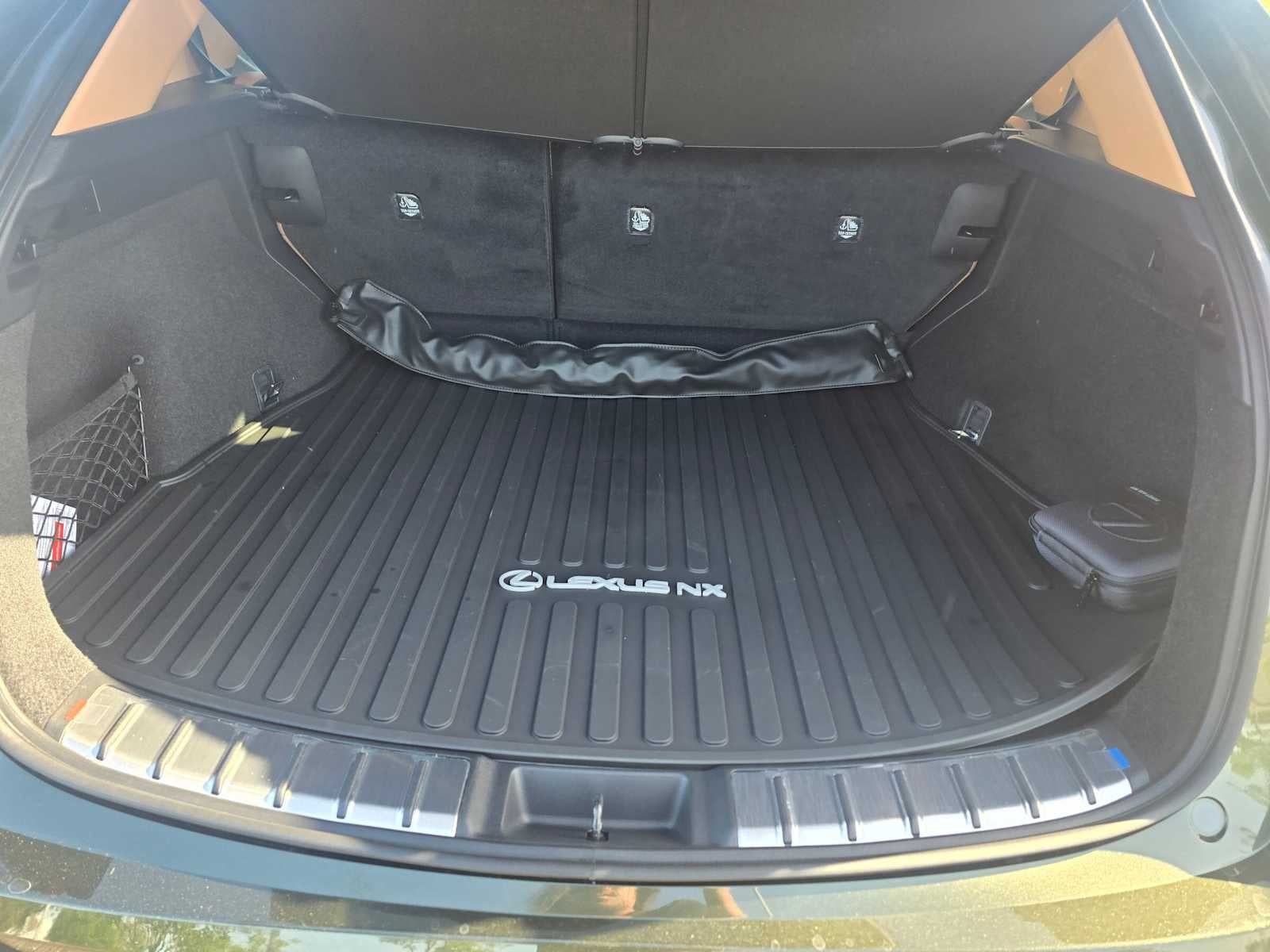 2026 Lexus NX 350h PREMIUM