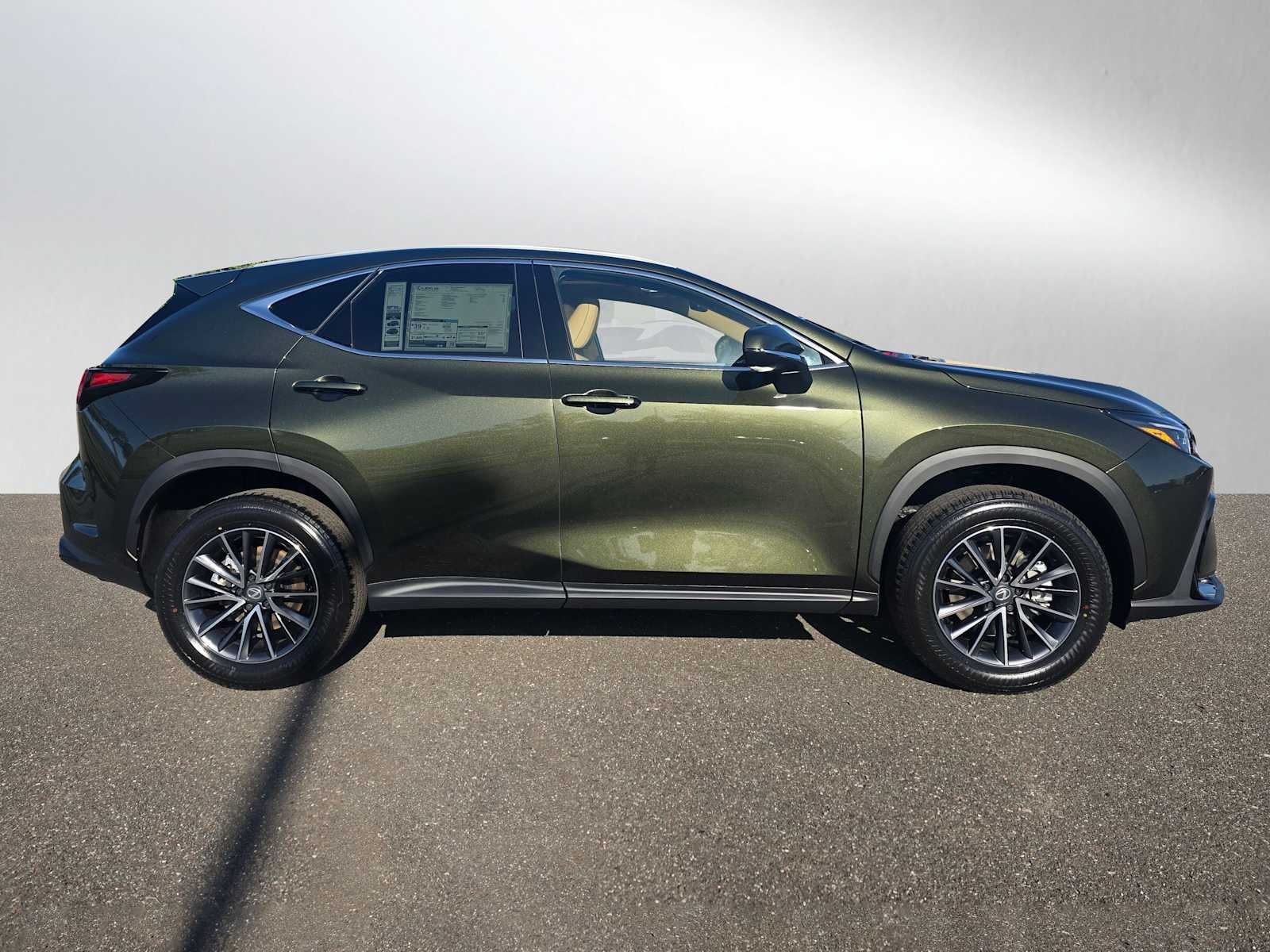 2026 Lexus NX 350h PREMIUM