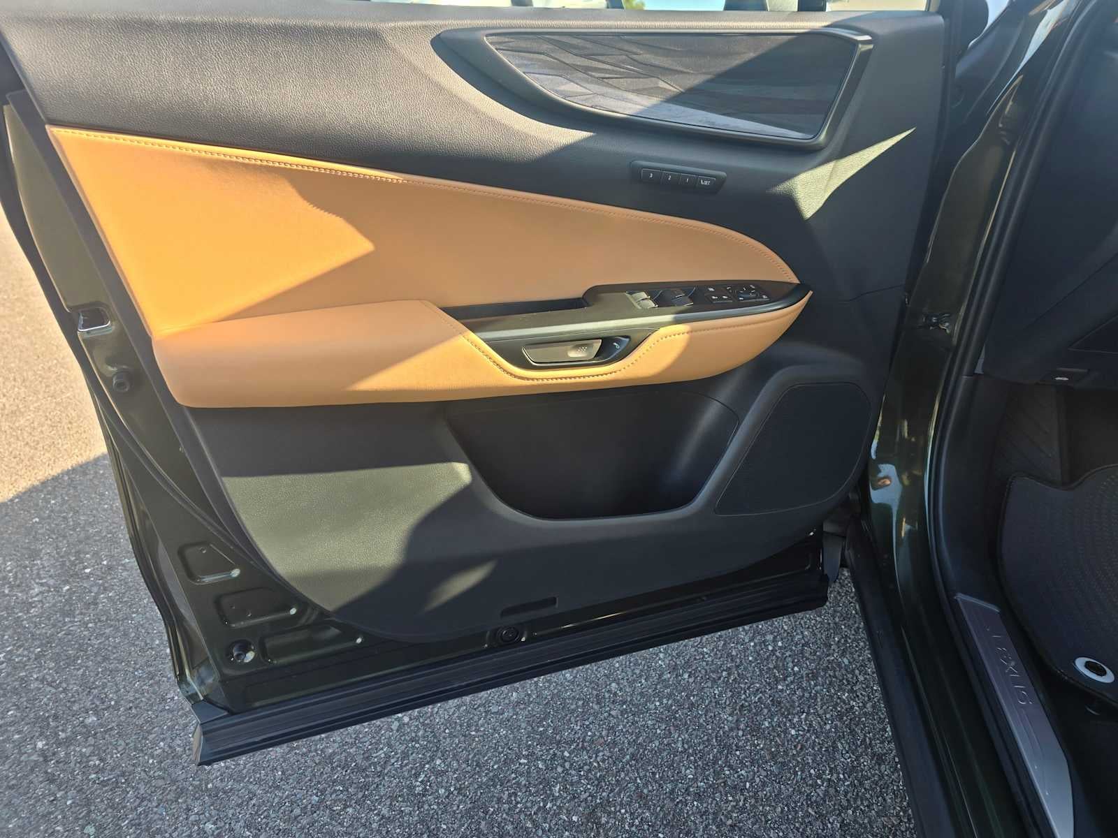 2026 Lexus NX 350h PREMIUM