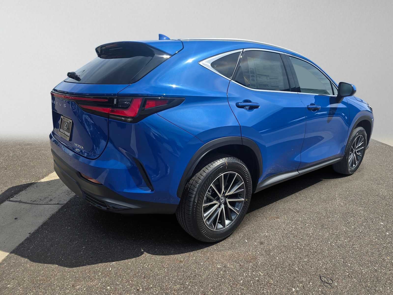 2026 Lexus NX 350h PREMIUM