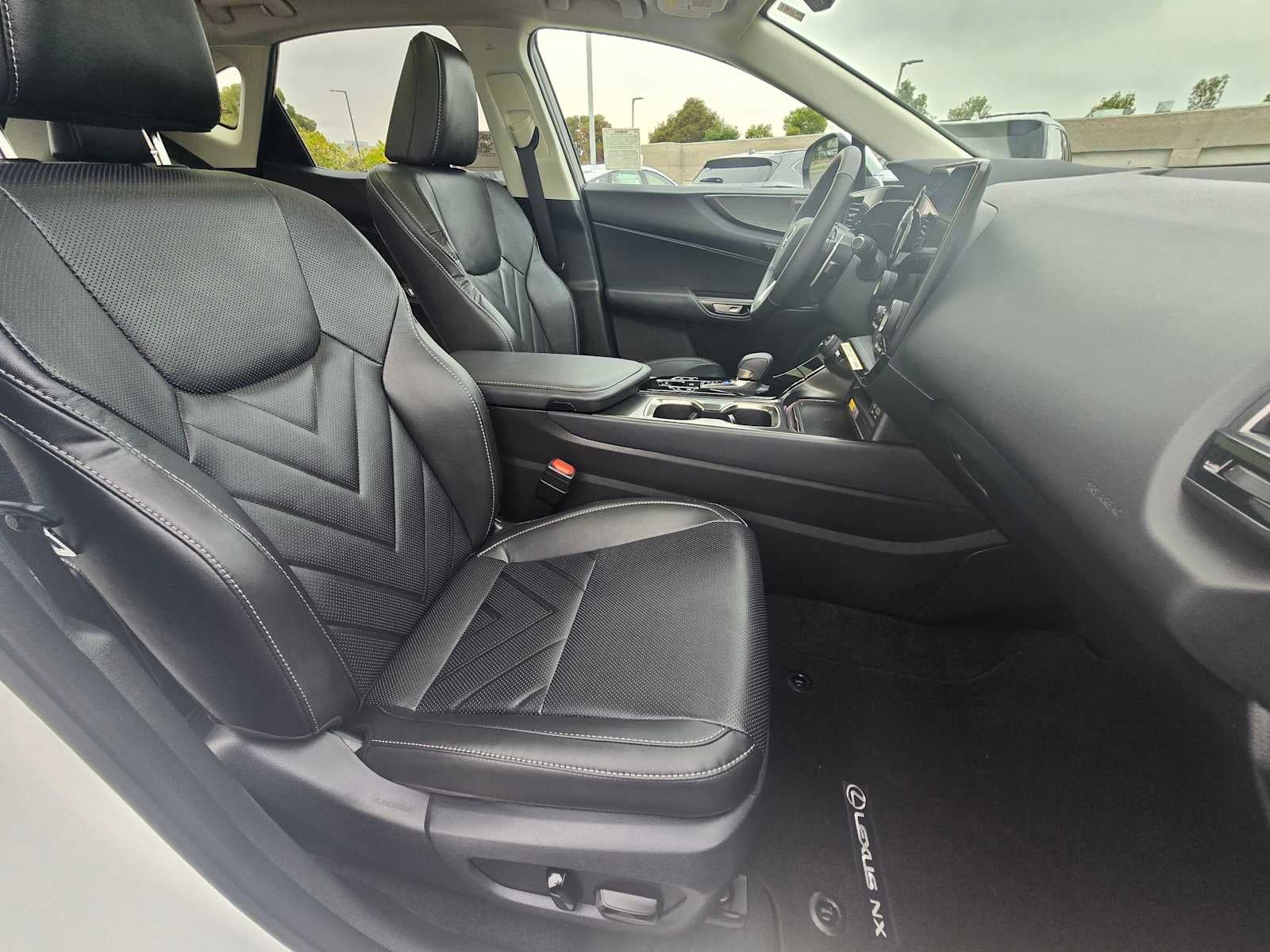 2026 Lexus NX 350 LUXURY AWD
