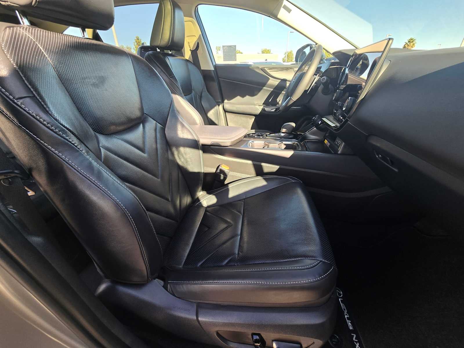 2026 Lexus NX 350h LUXURY AWD