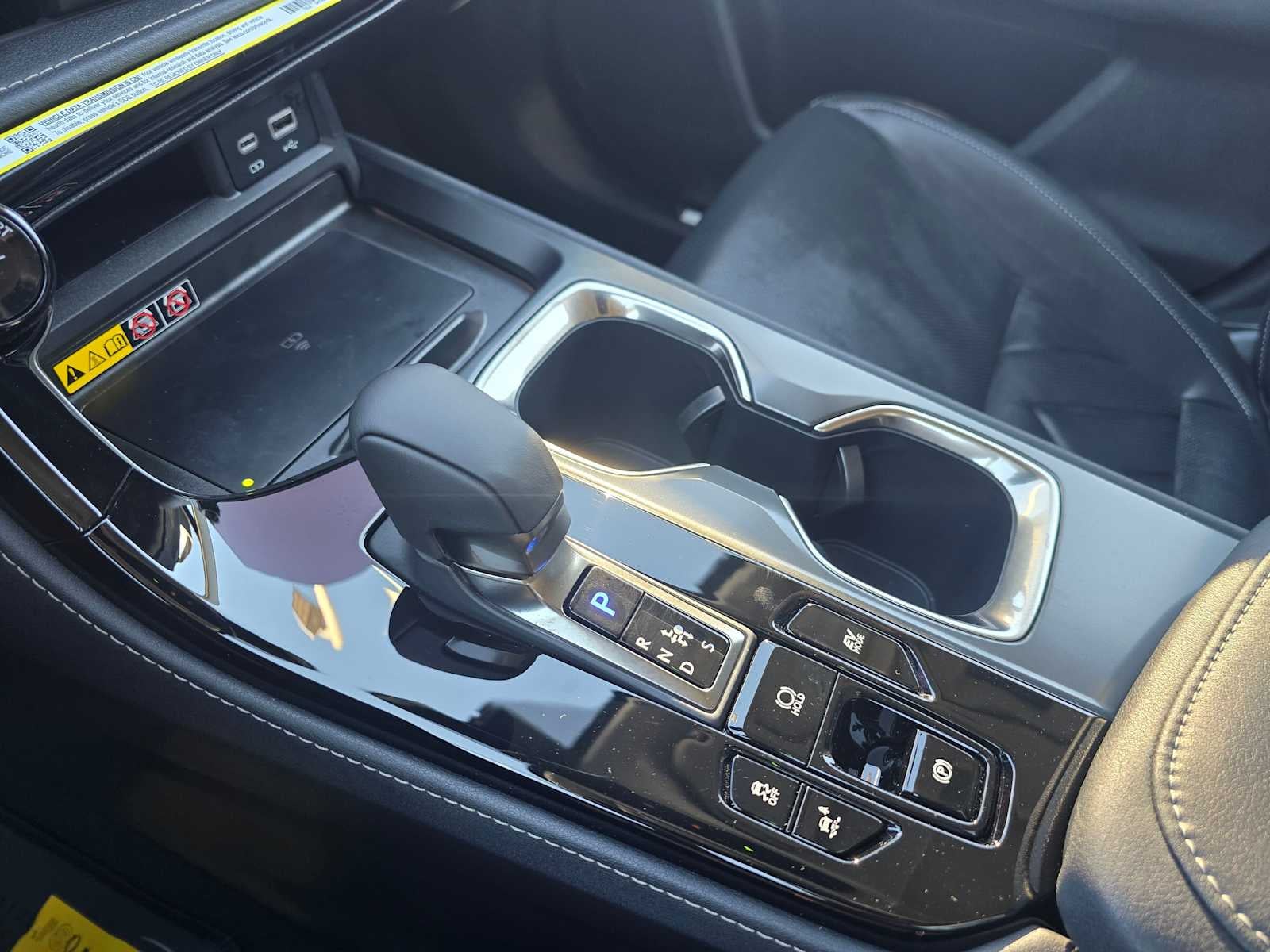 2026 Lexus NX 350h LUXURY AWD