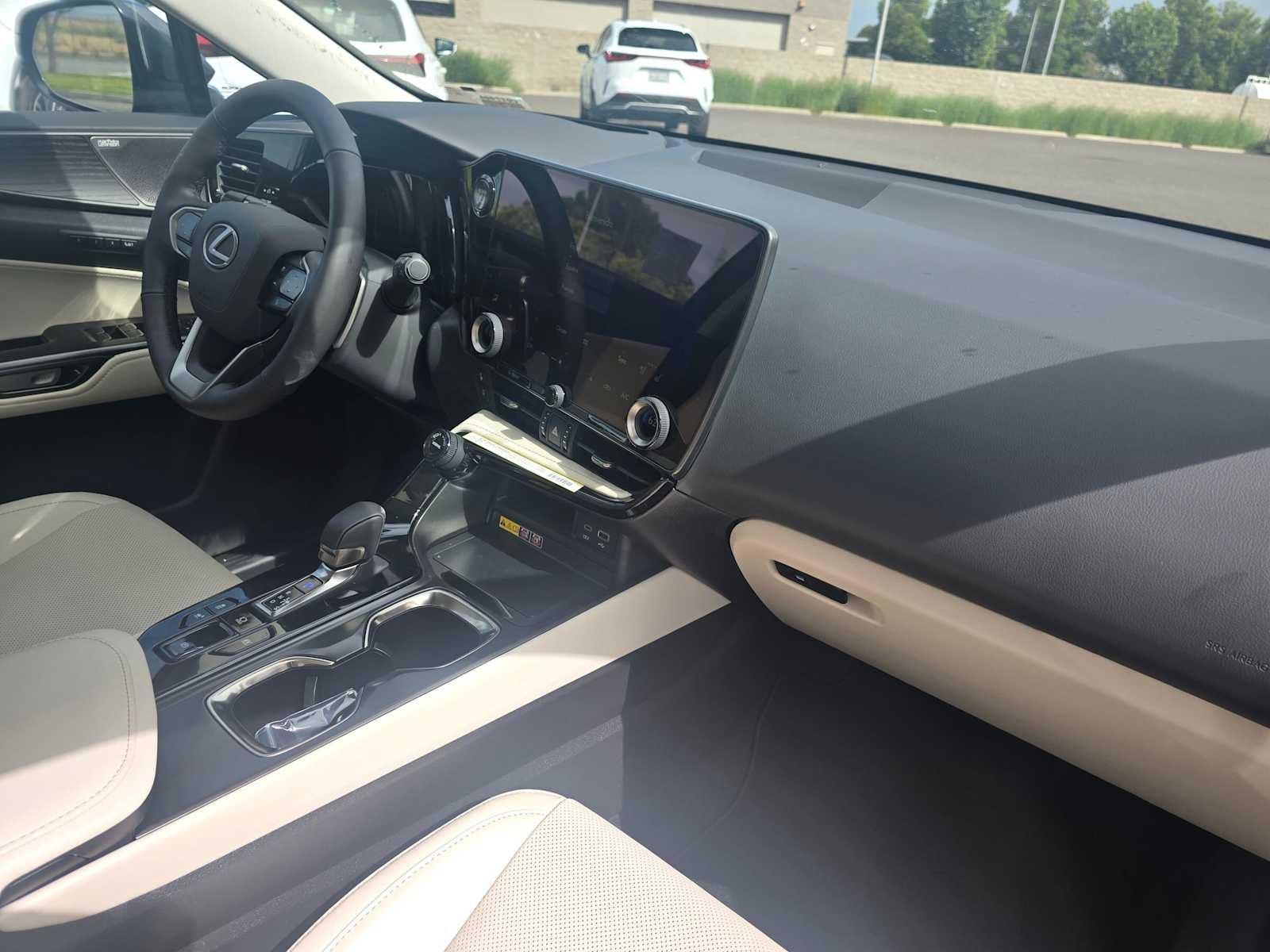 2026 Lexus NX 350h LUXURY AWD