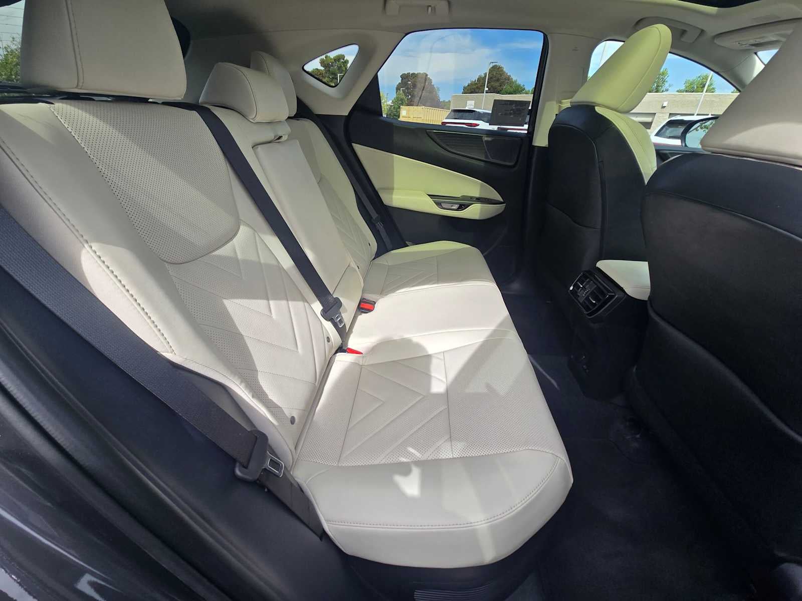 2026 Lexus NX 350h LUXURY AWD
