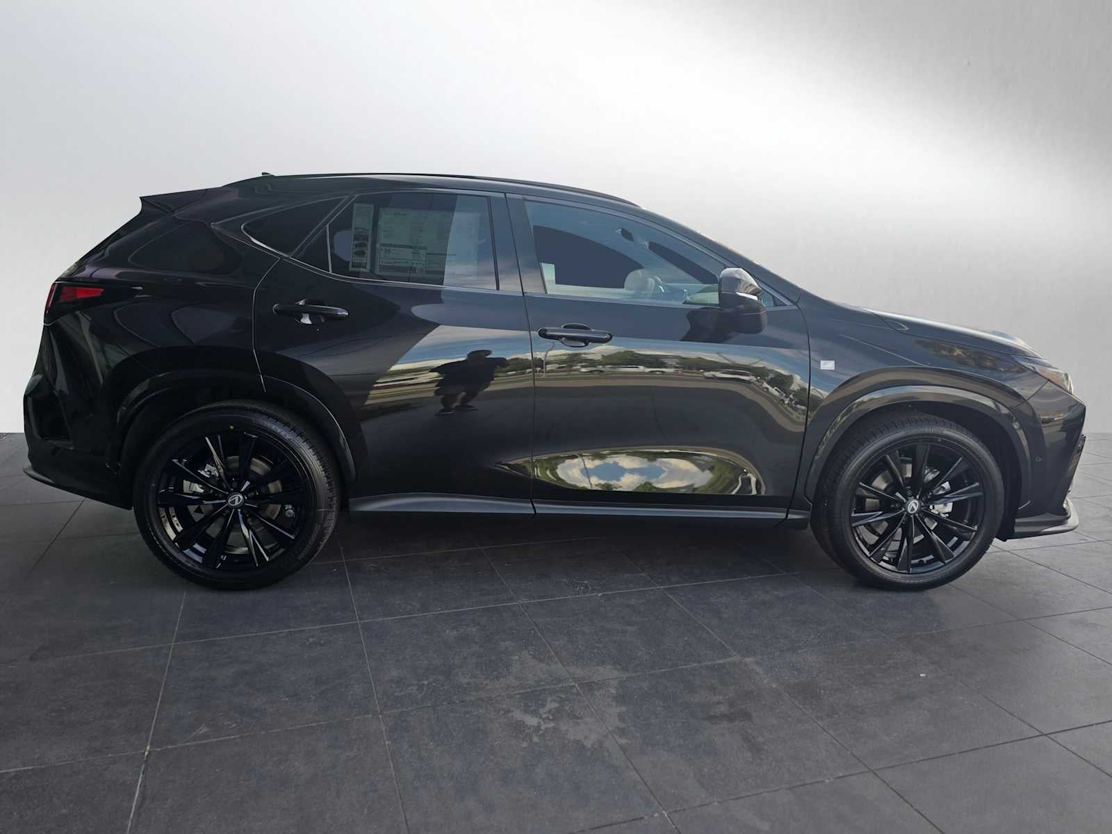 2026 Lexus NX 350h F SPORT Handling