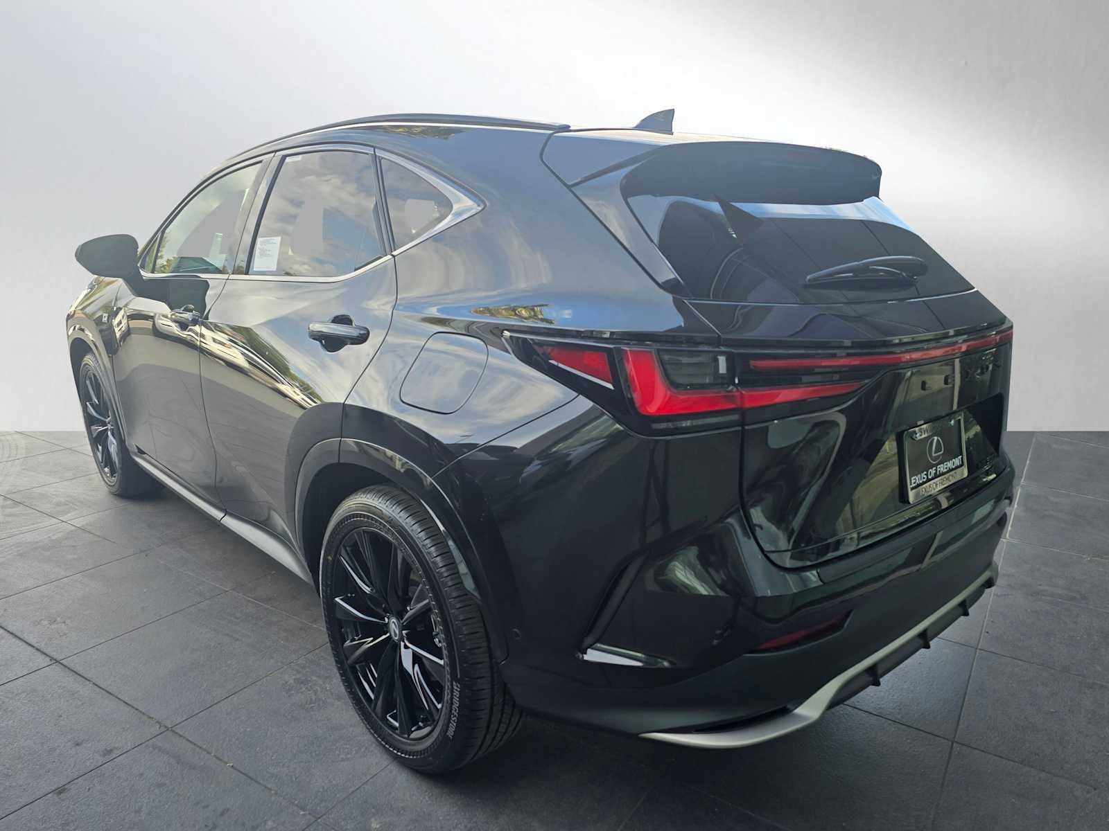 2026 Lexus NX 350h F SPORT Handling
