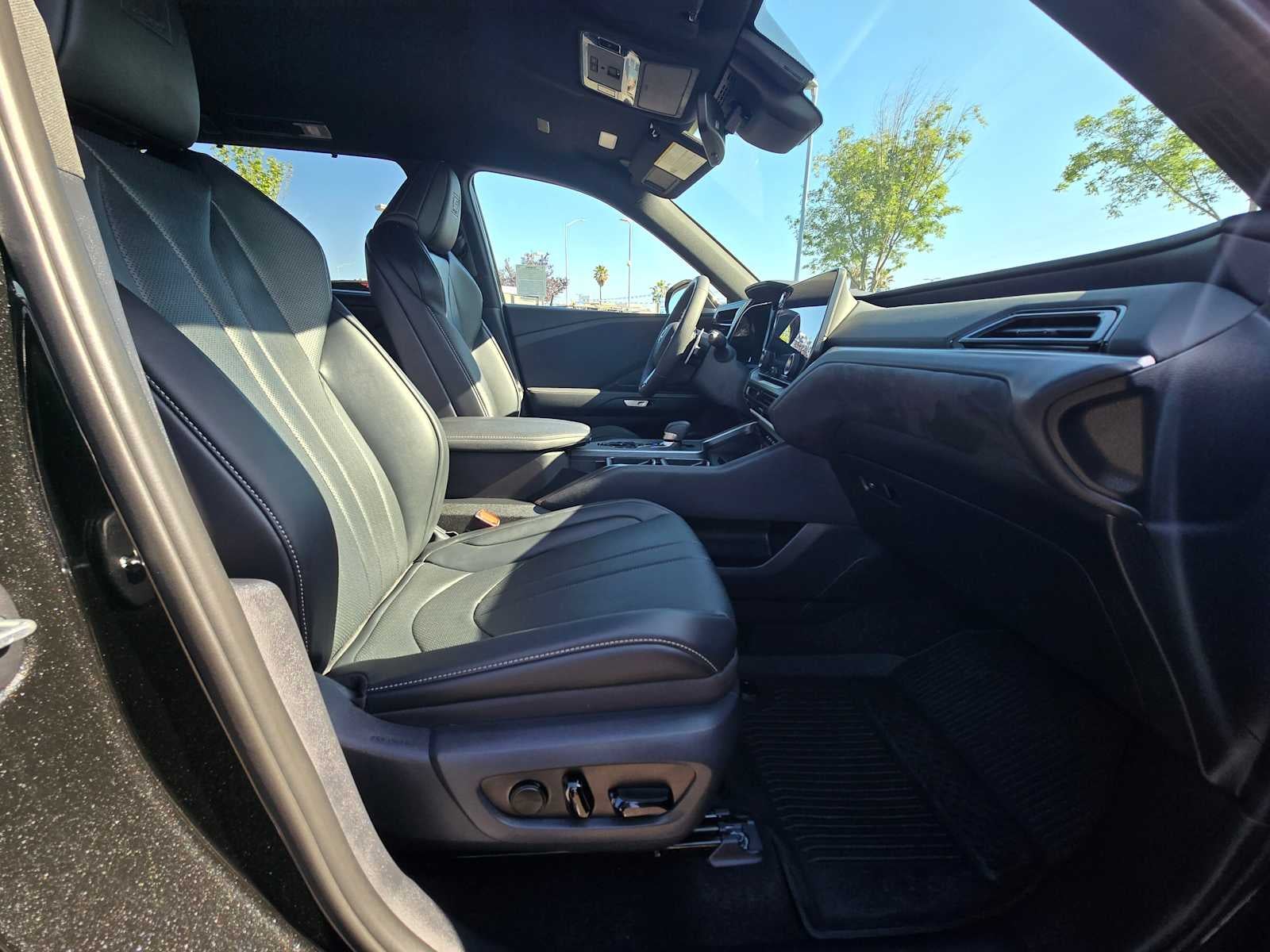 2026 Lexus TX 500h F-Sport Premium - Photo 11