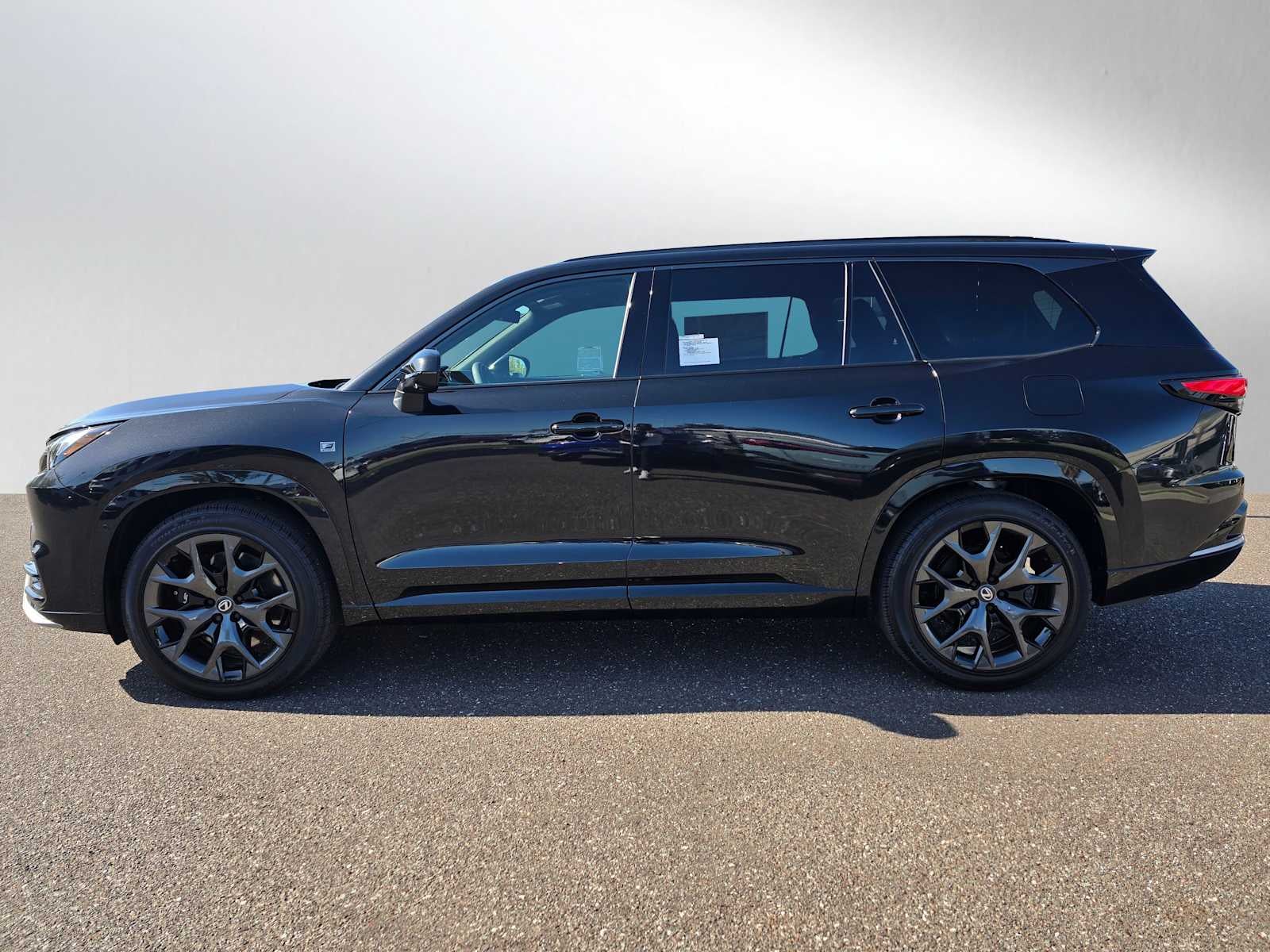 2026 Lexus TX 500h F-Sport Premium - Photo 6