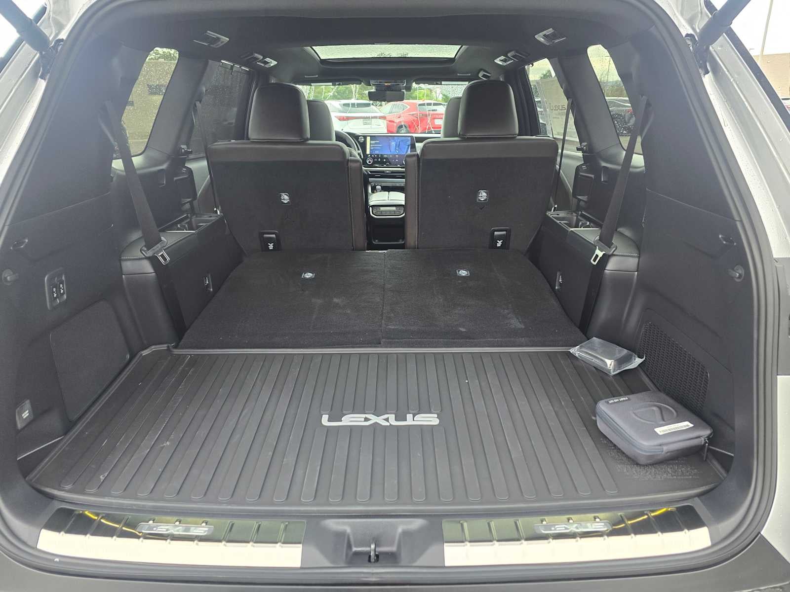 2026 Lexus TX 550h+ Luxury