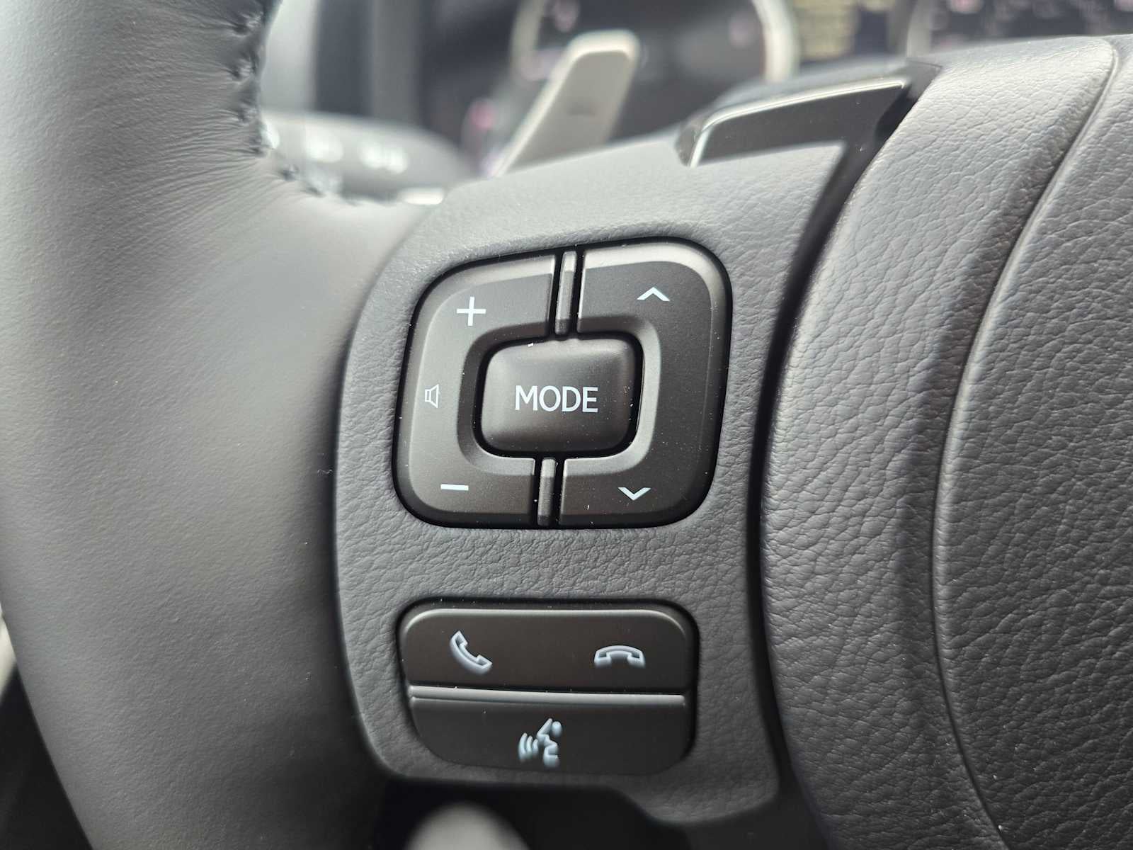 2025 Lexus IS F SPORT Design