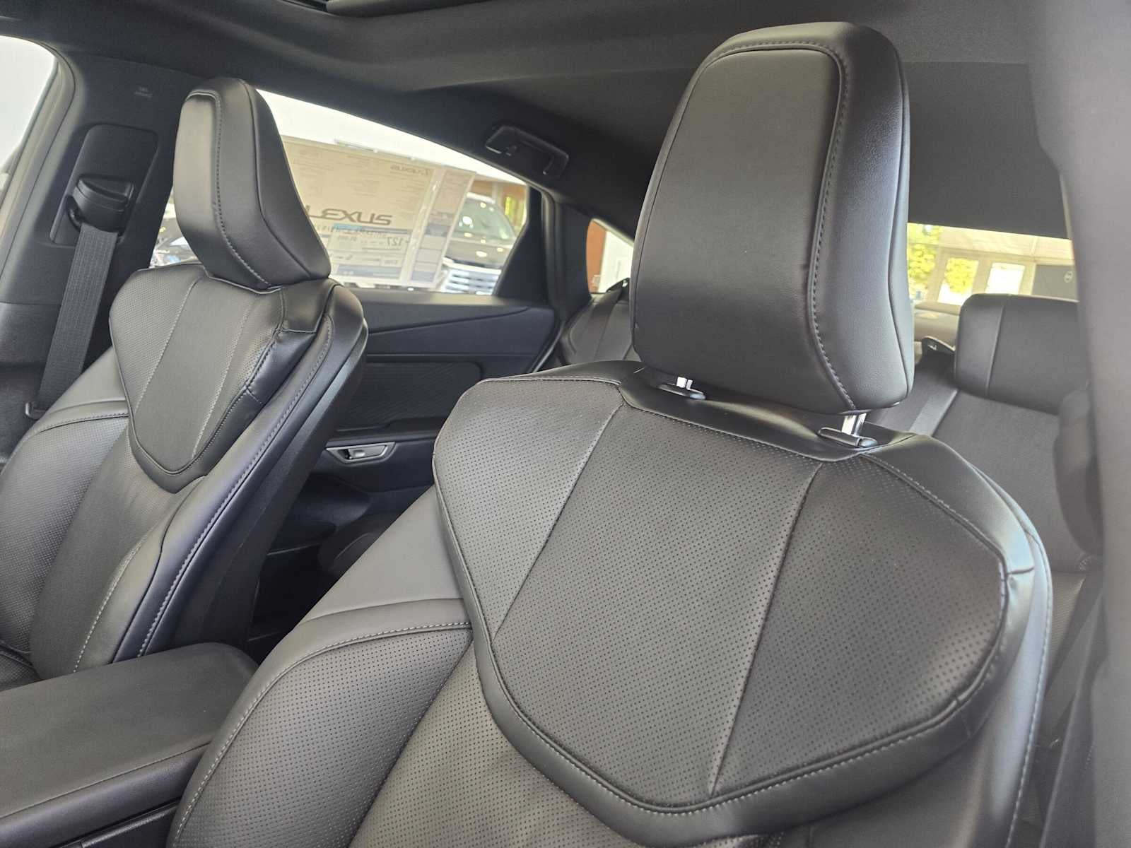 2026 Lexus ES 350e PREMIUM
