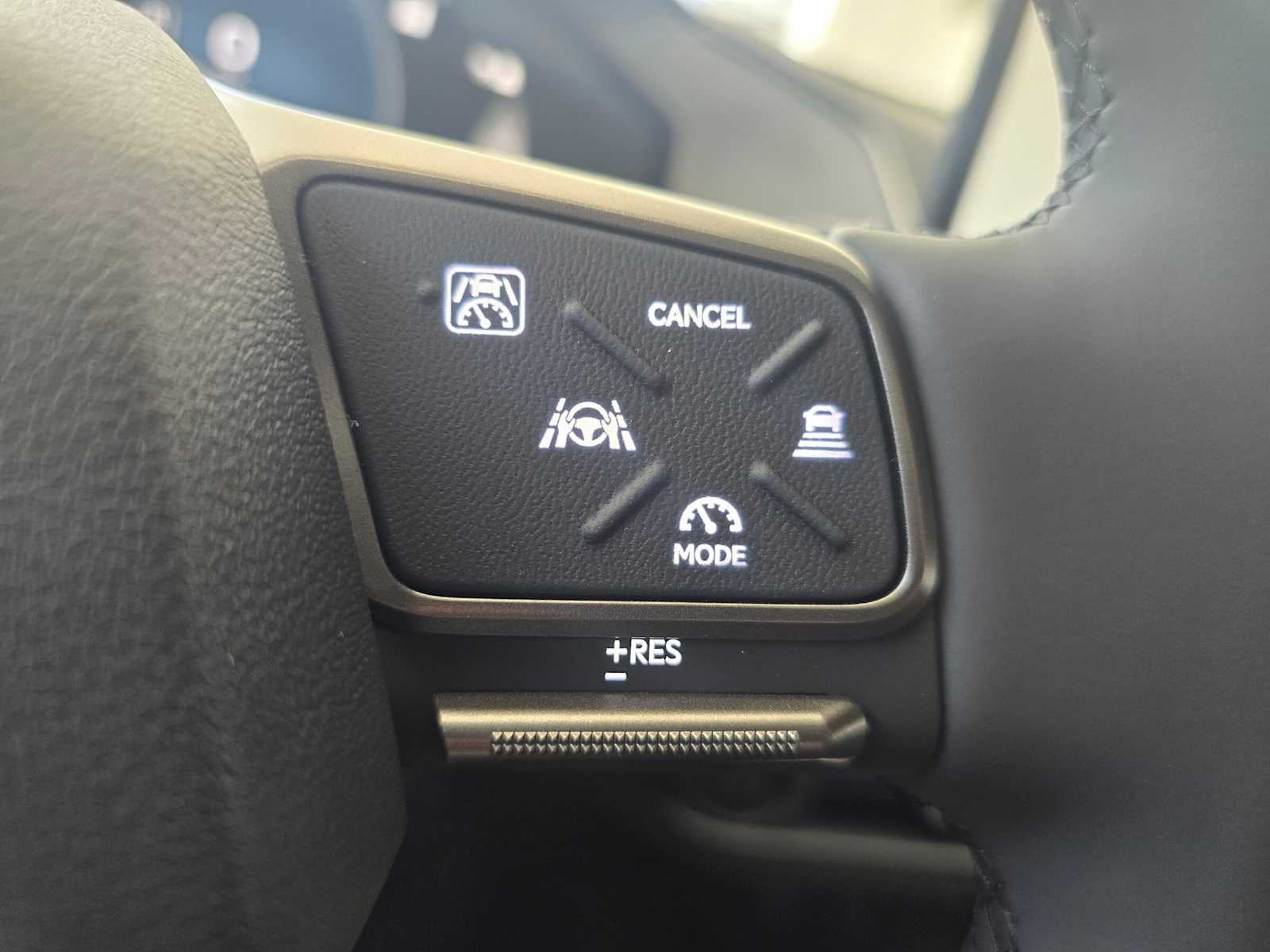 2026 Lexus ES 350e PREMIUM